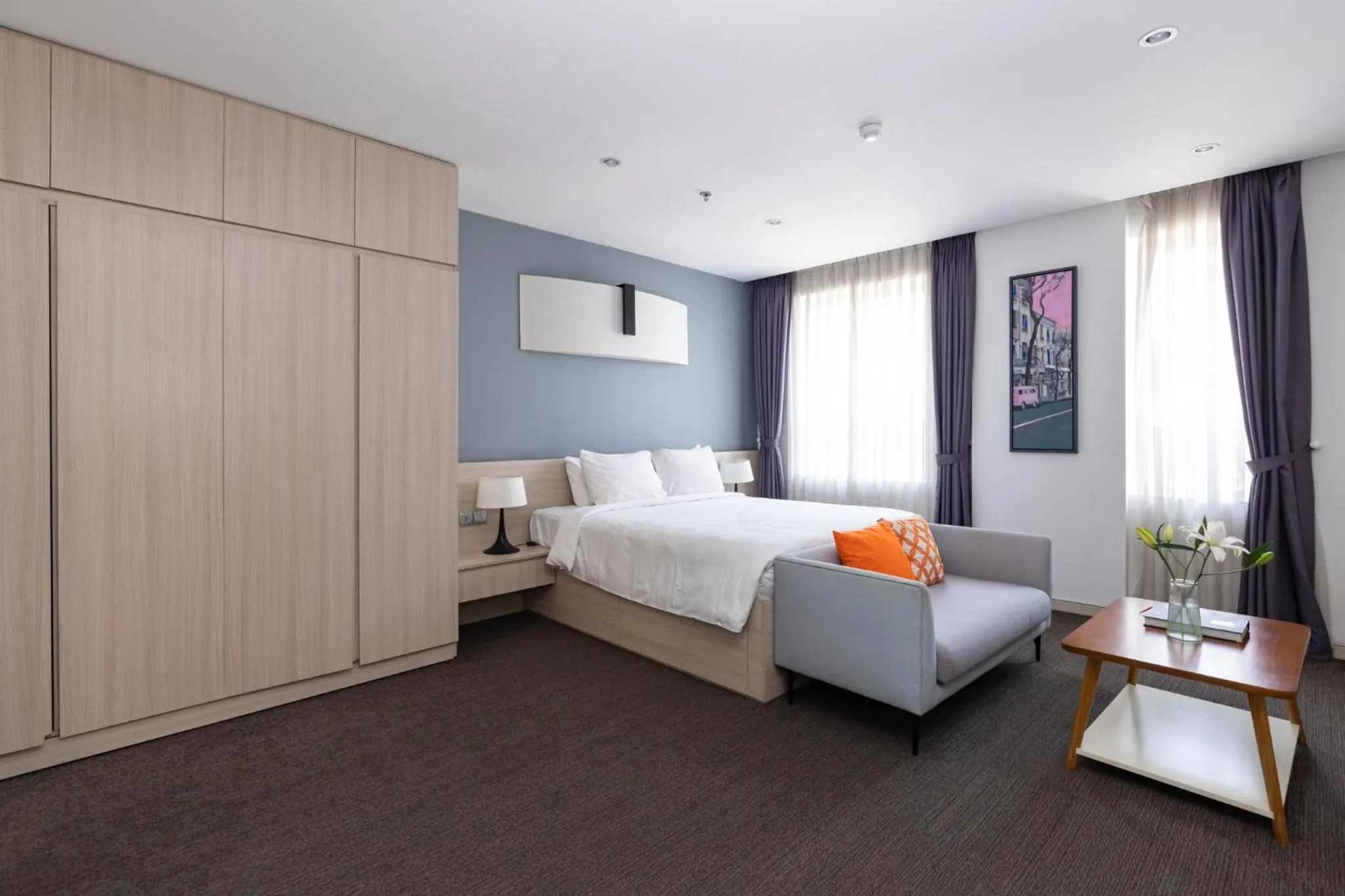 Photo of the whole room, Bed in Đô Thành Residence by DDH