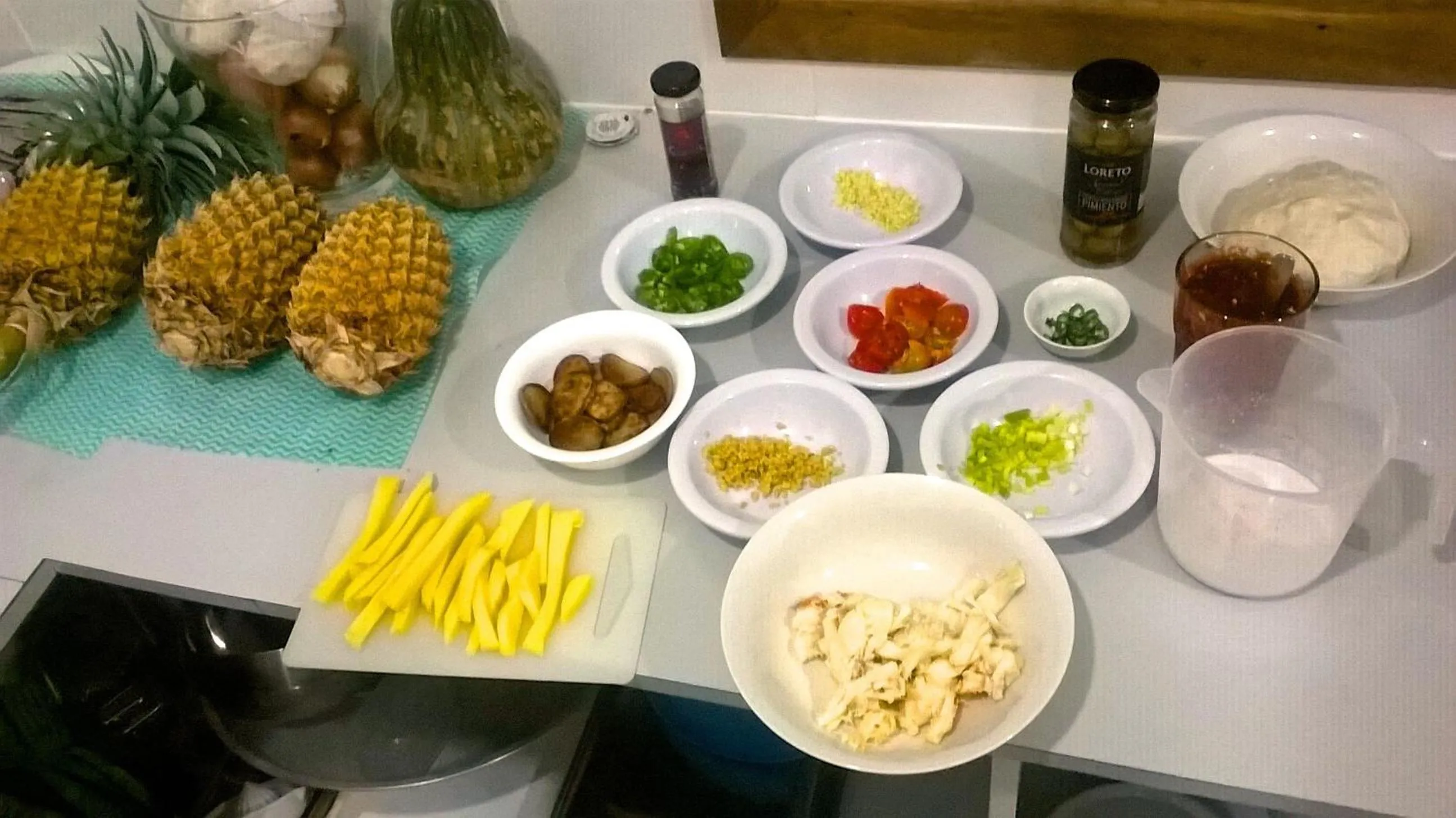 Restaurant/places to eat in Evis Resort at Nggatirana Island