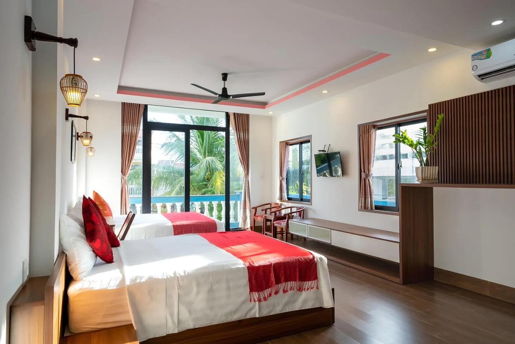 Photo of the whole room, Bed in Hung Do Beach Homestay
