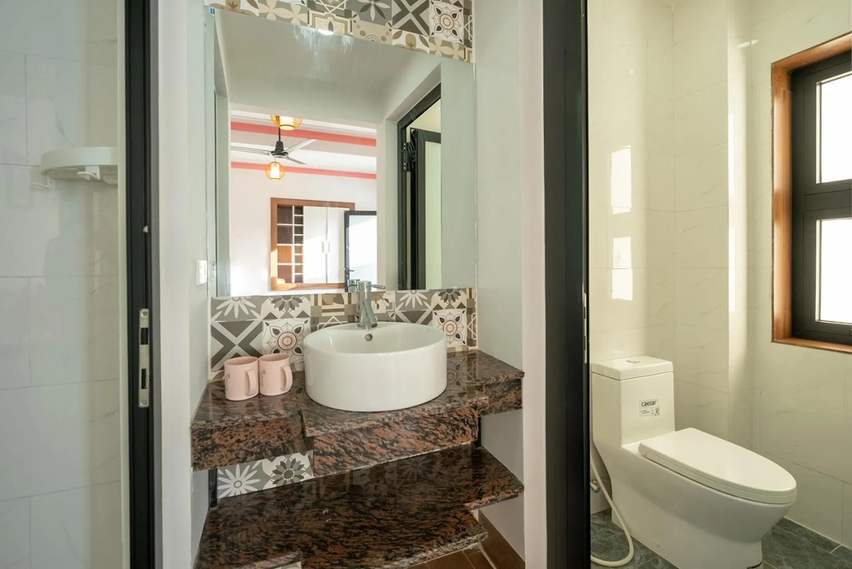 Bathroom in Hung Do Beach Homestay