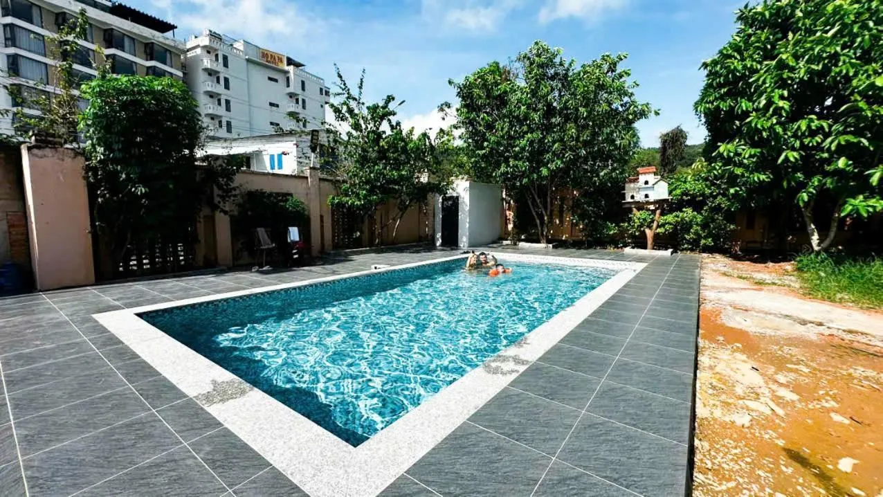 Lucky Phu Quoc Hotel