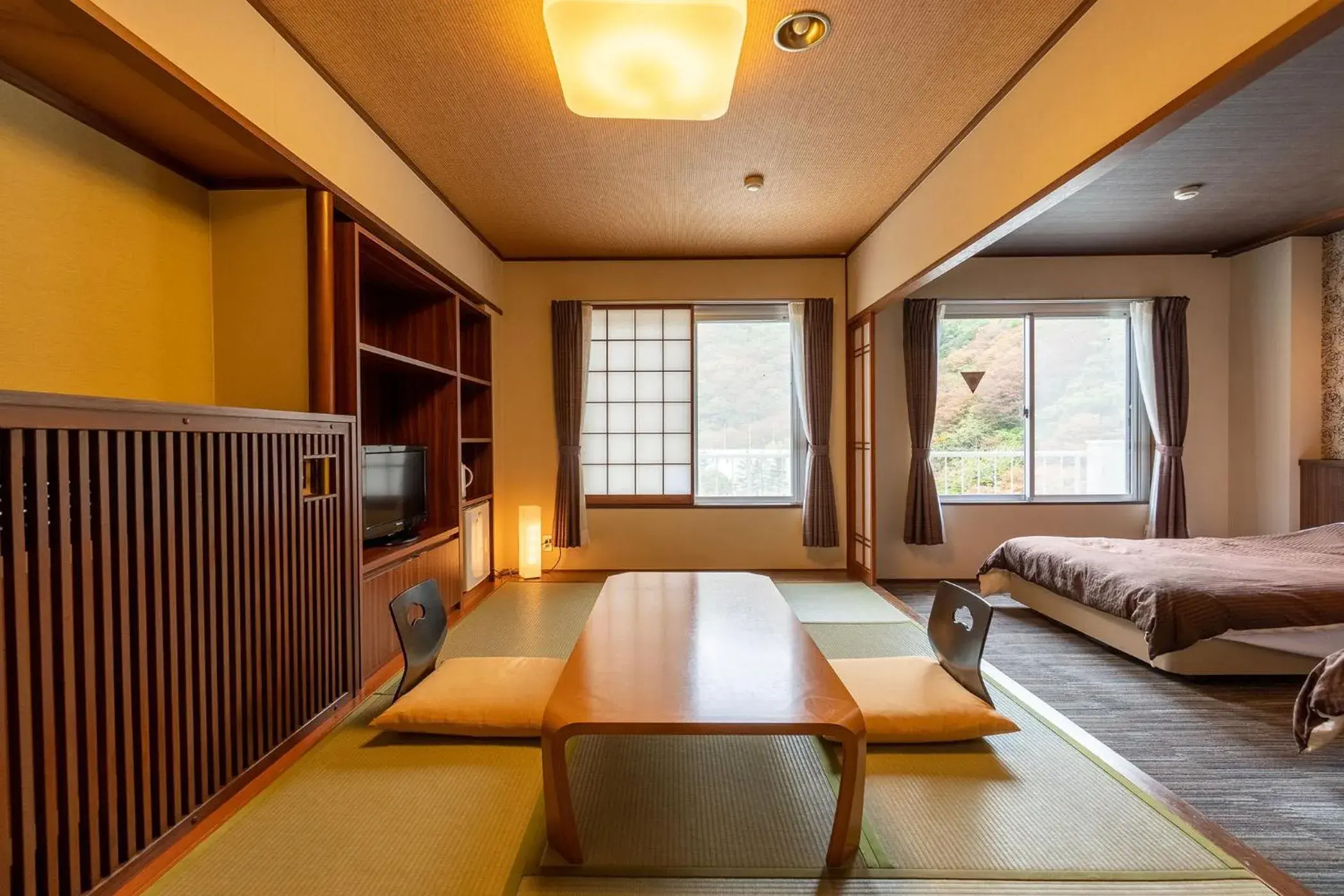 Twin Room with Tatami Area - single occupancy - New Building - Non-Smoking - Shared Bathroom in Ooedo Onsen Monogatari Higashiyama Grand Hotel Twin Room with Tatami Area - single occupancy - New Building - Non-Smoking - Shared Bathroom in Ooedo Onsen Monogatari Higashiyama Grand Hotel