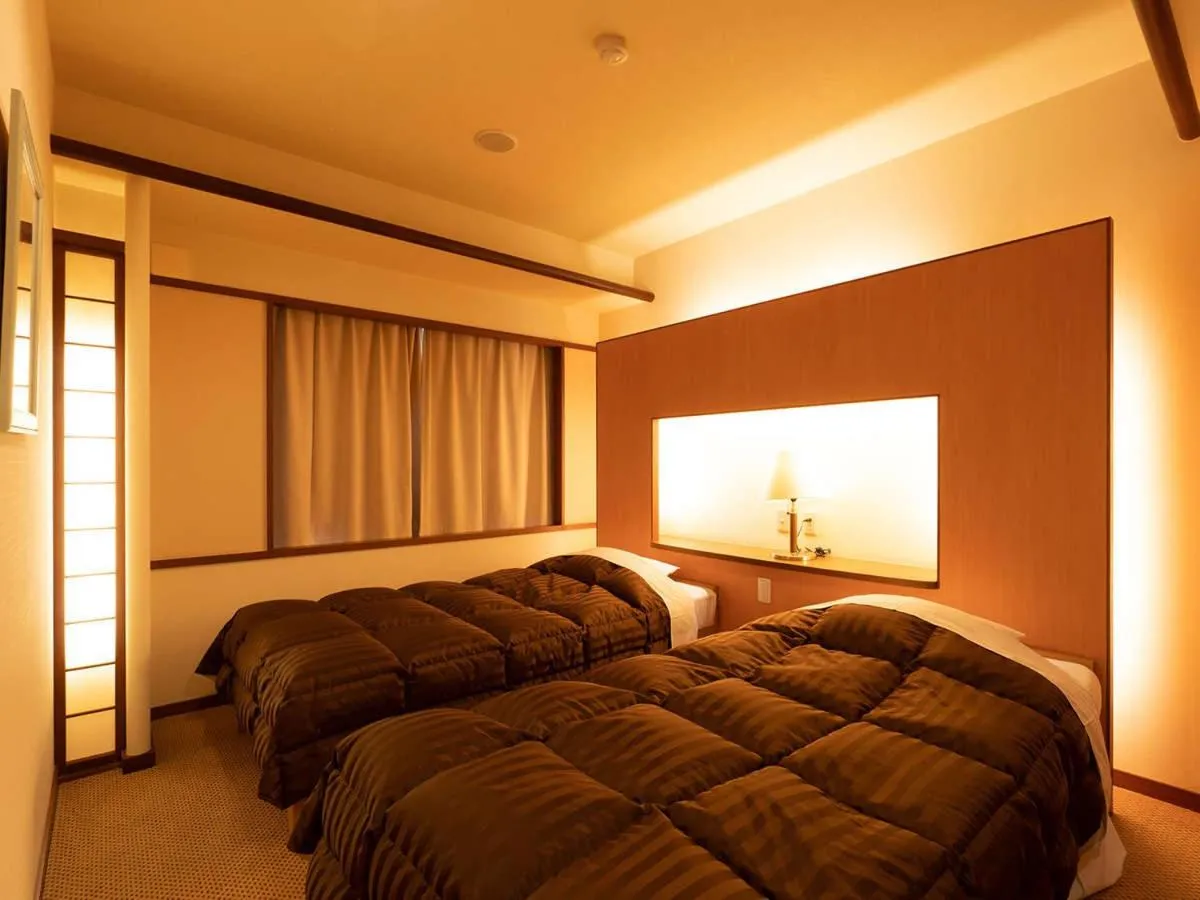 Photo of the whole room, Bed in Ooedo Onsen Monogatari Higashiyama Grand Hotel