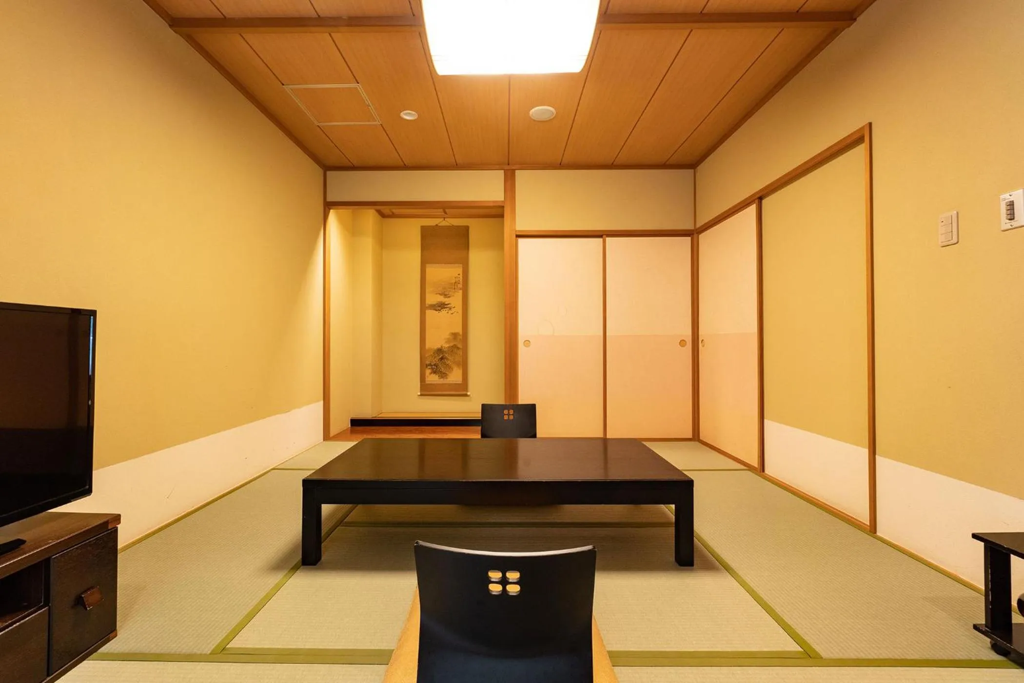 Photo of the whole room in Ooedo Onsen Monogatari Higashiyama Grand Hotel