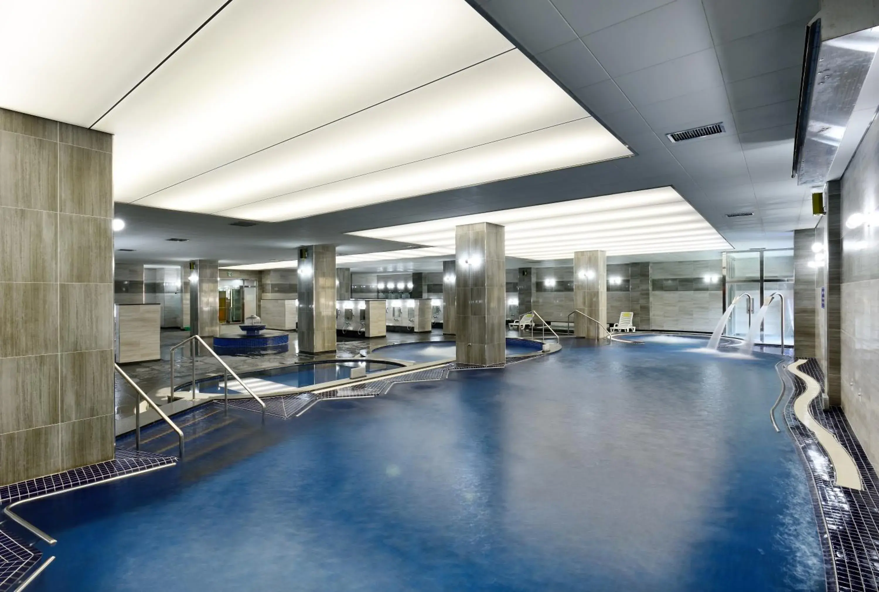 Mountain View Ondol Twin Room in The K Hotel Gyeongju Mountain View Ondol Twin Room in The K Hotel Gyeongju