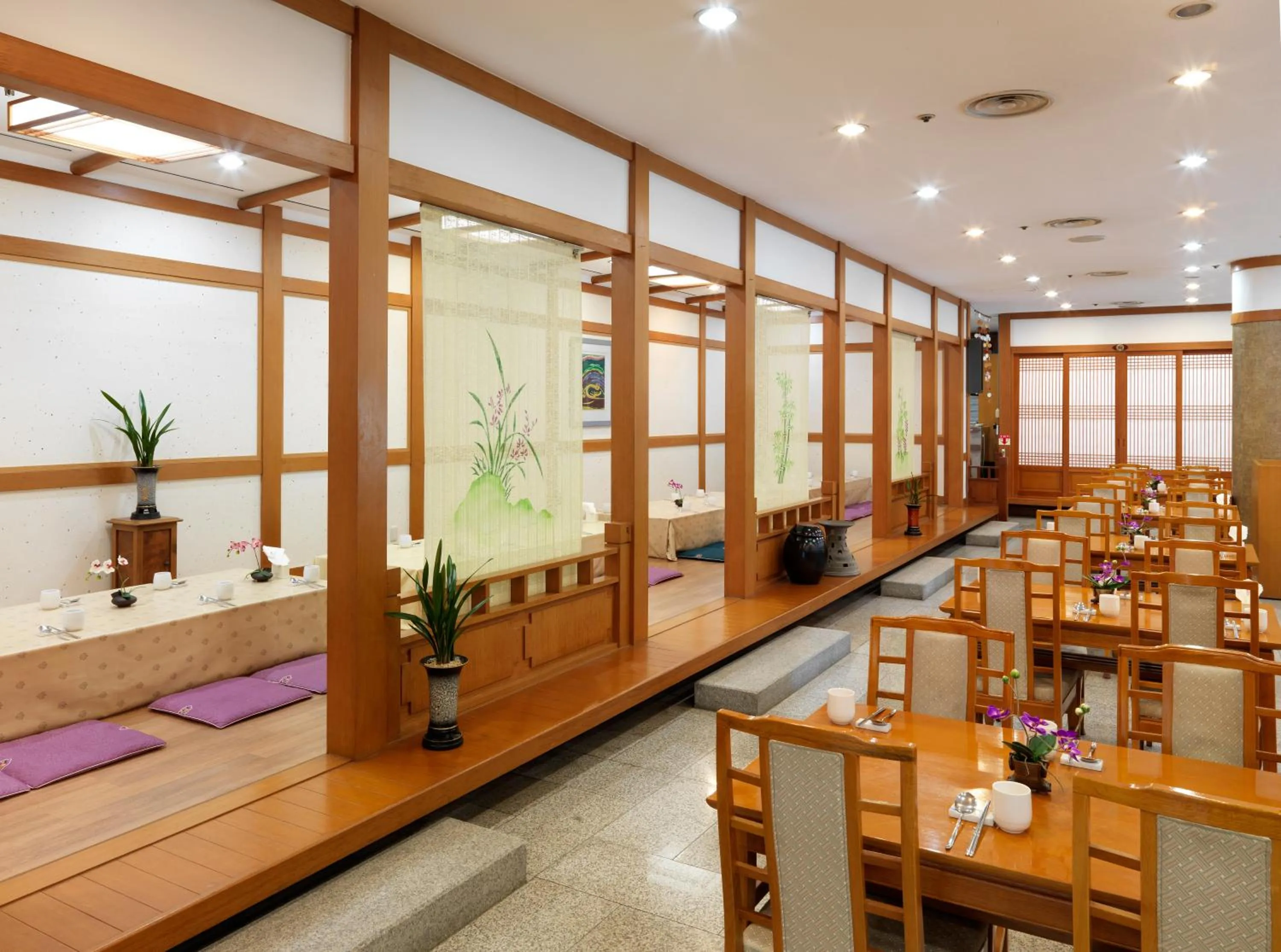Restaurant/places to eat in The K Hotel Gyeongju