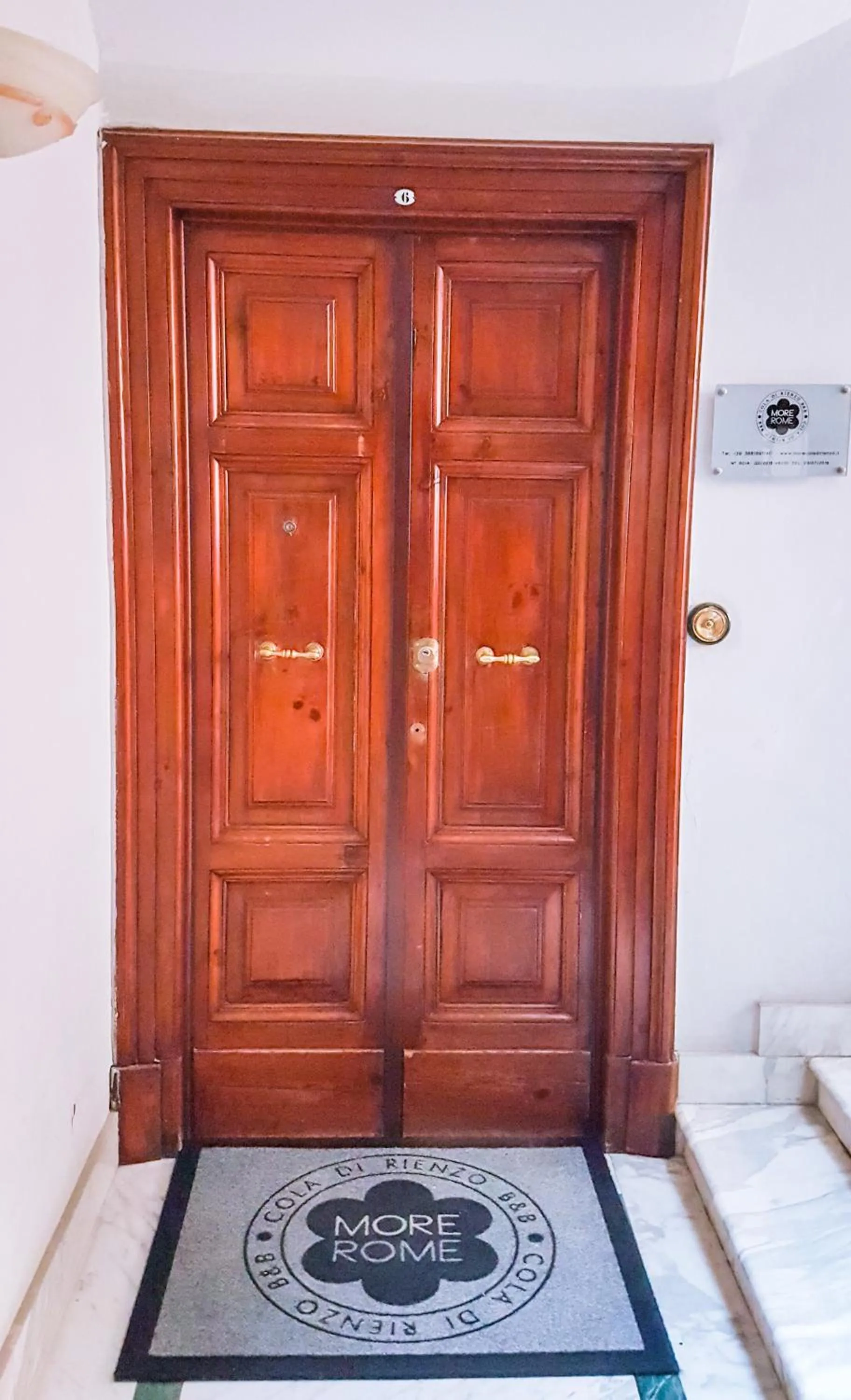 Lobby or reception in More Cola di Rienzo B&B