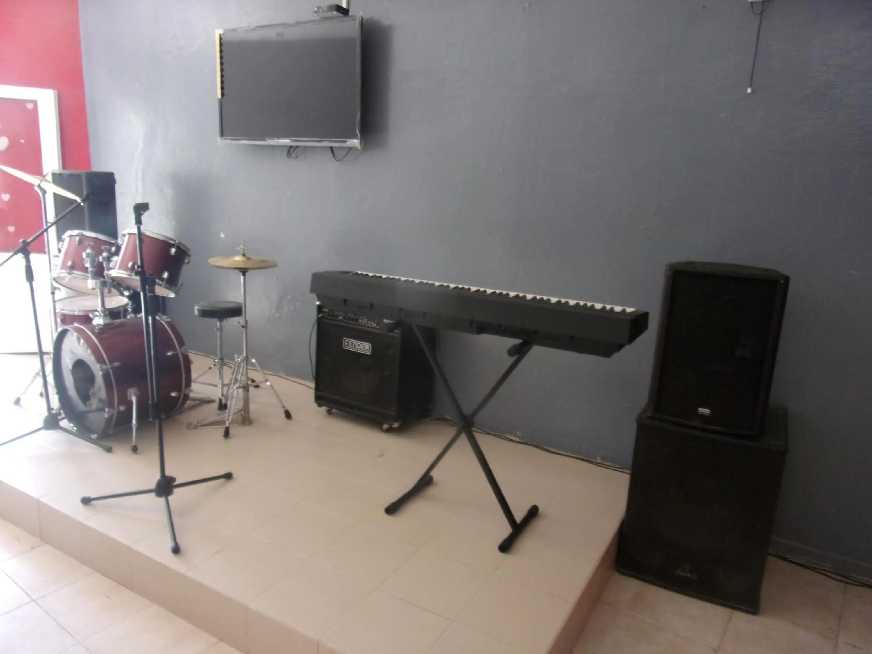 Nightclub / DJ in Melia Hotel