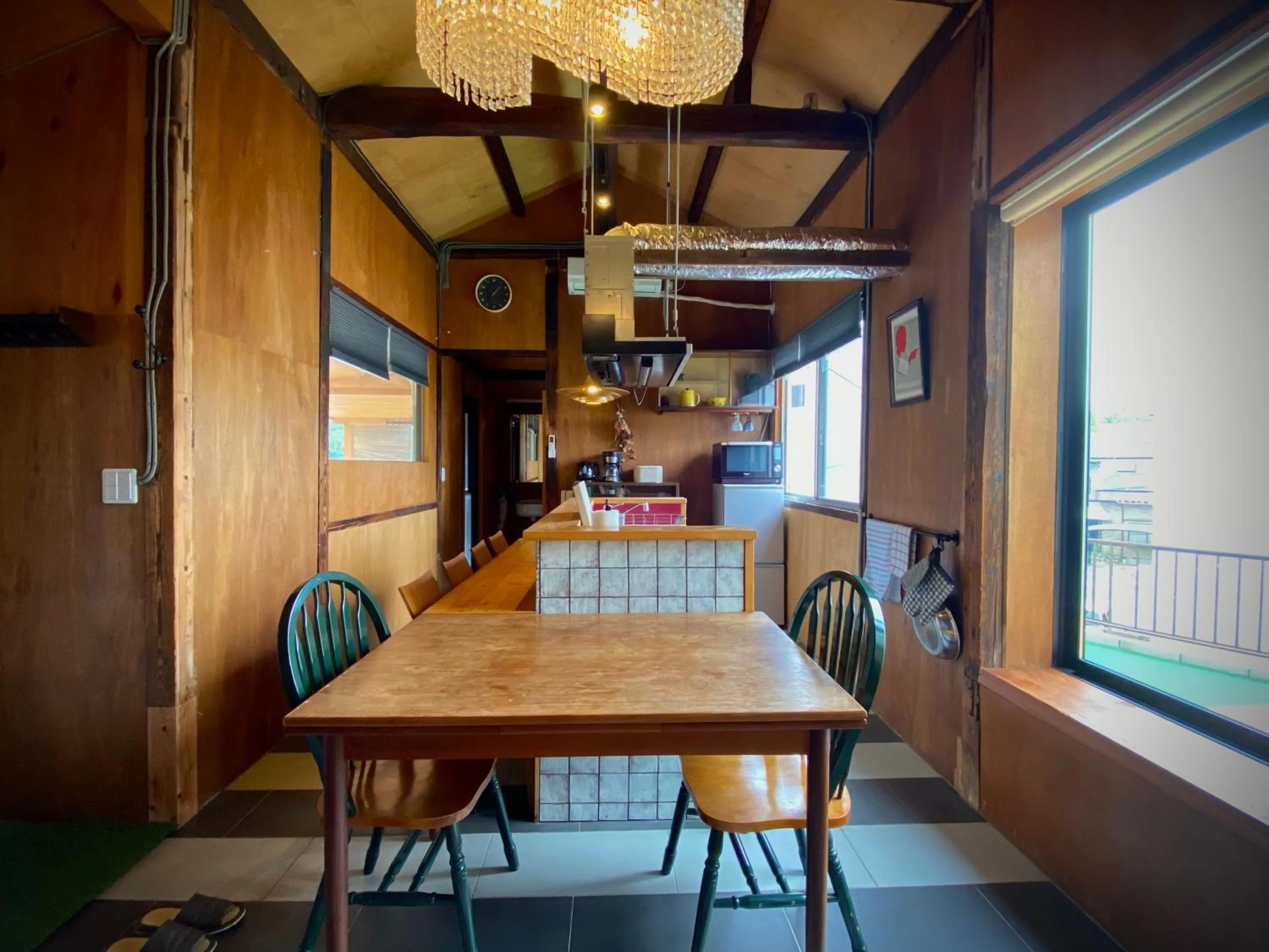 Dining area in SUMITSUGU HOUSE East