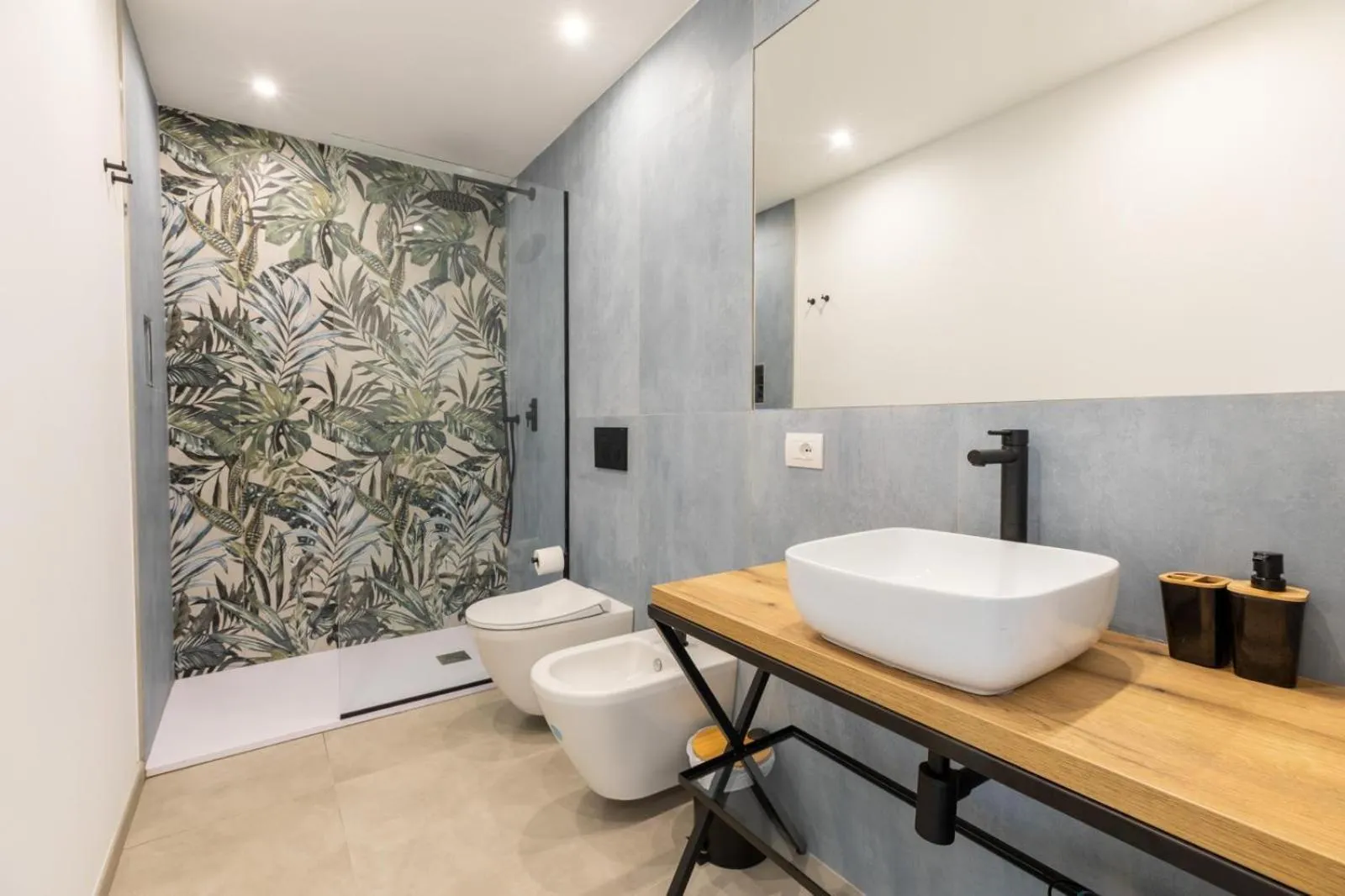 Bathroom in Antares Rooms and Suites