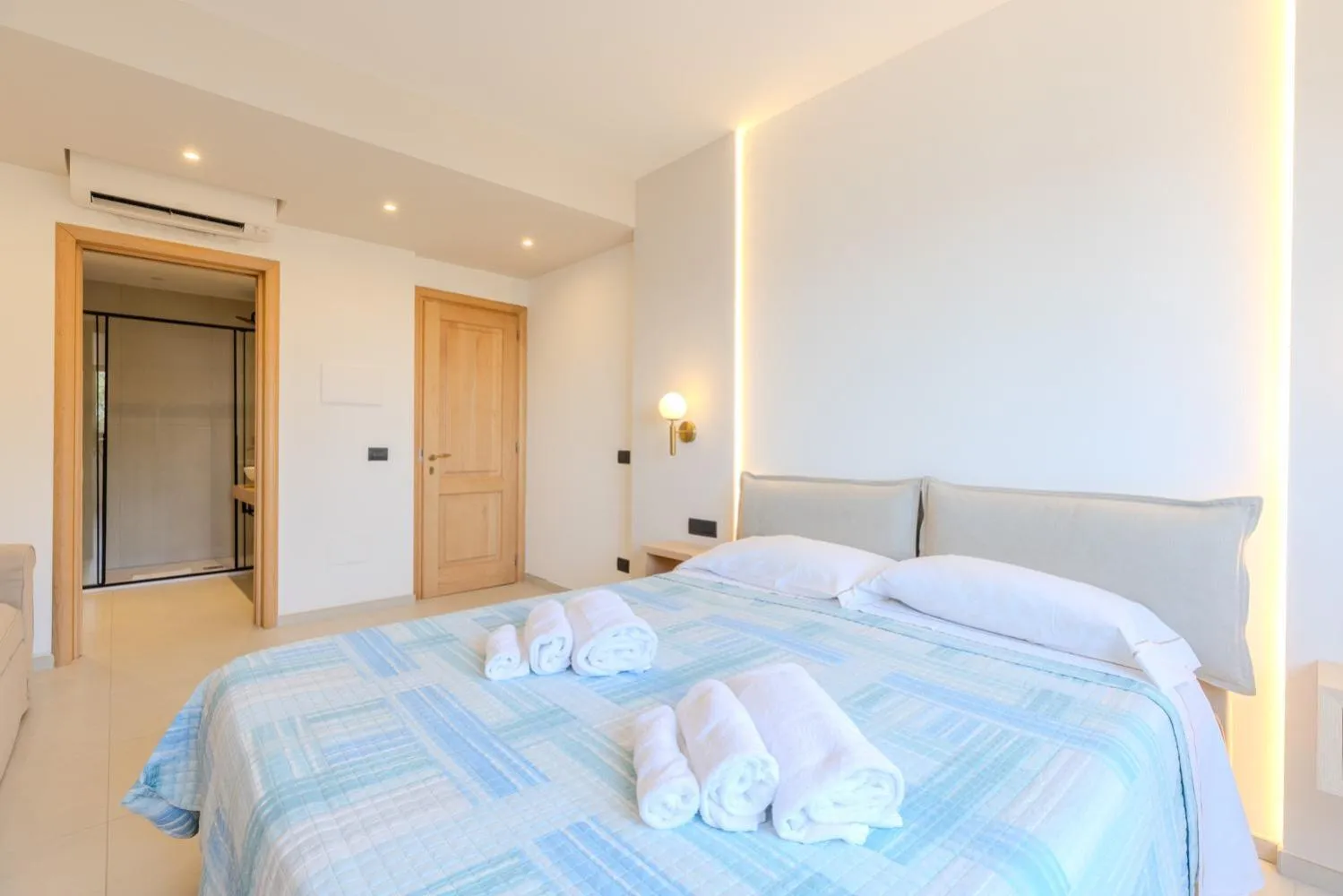 Bedroom, Bed in Antares Rooms and Suites