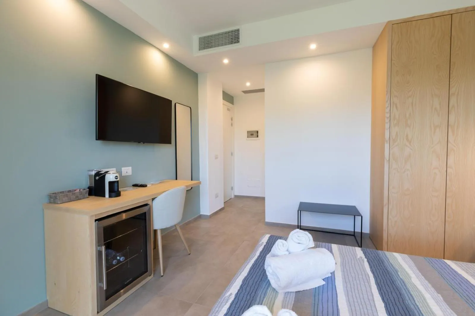 Bedroom, Bed in Antares Rooms and Suites