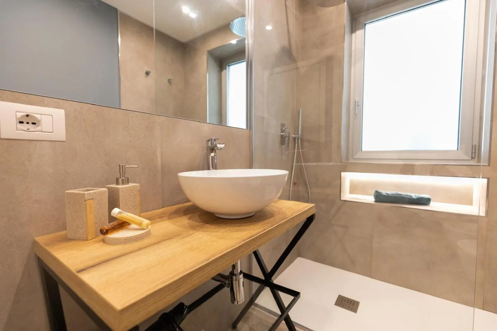 Bathroom in Antares Rooms and Suites