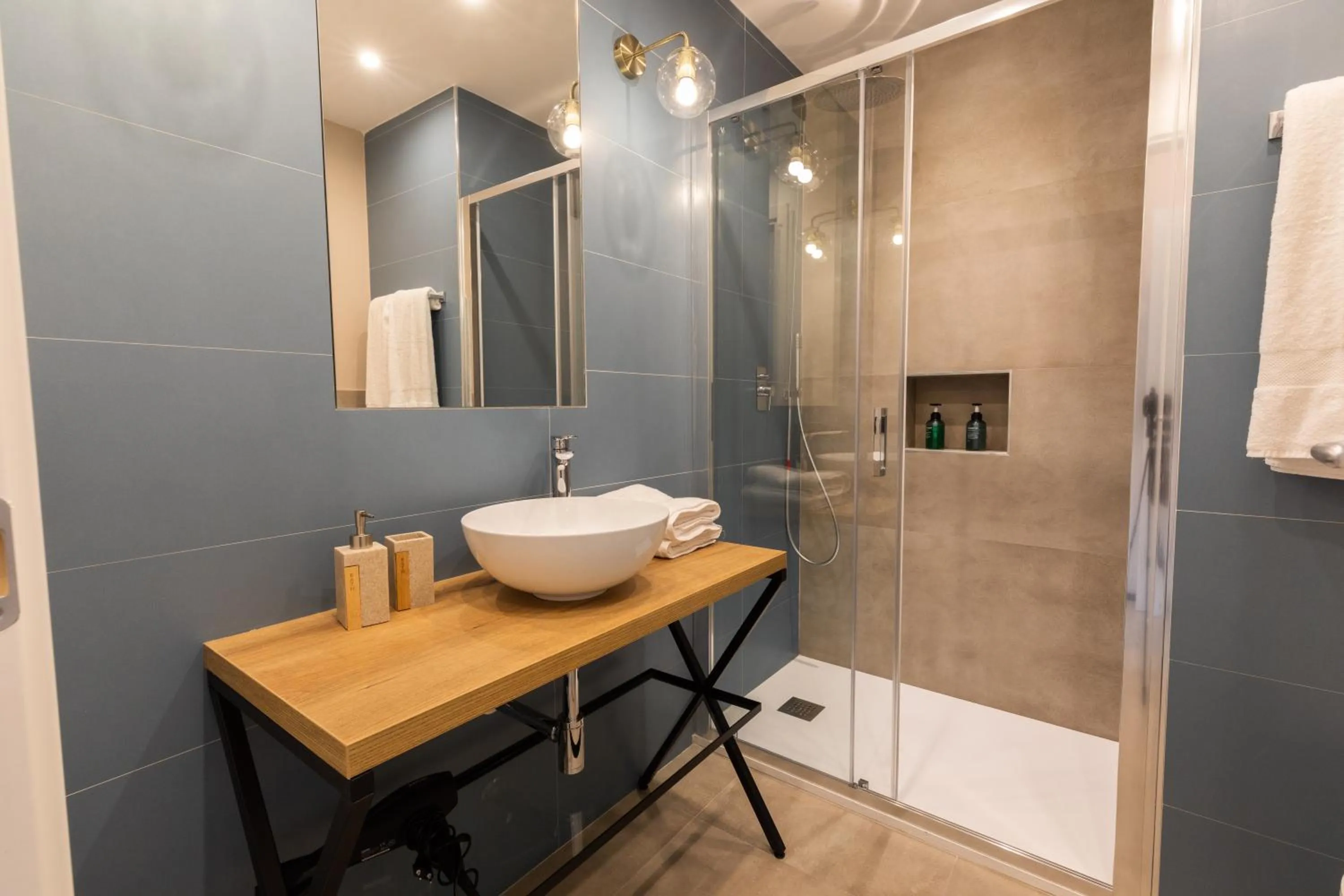 Bathroom in Antares Rooms and Suites