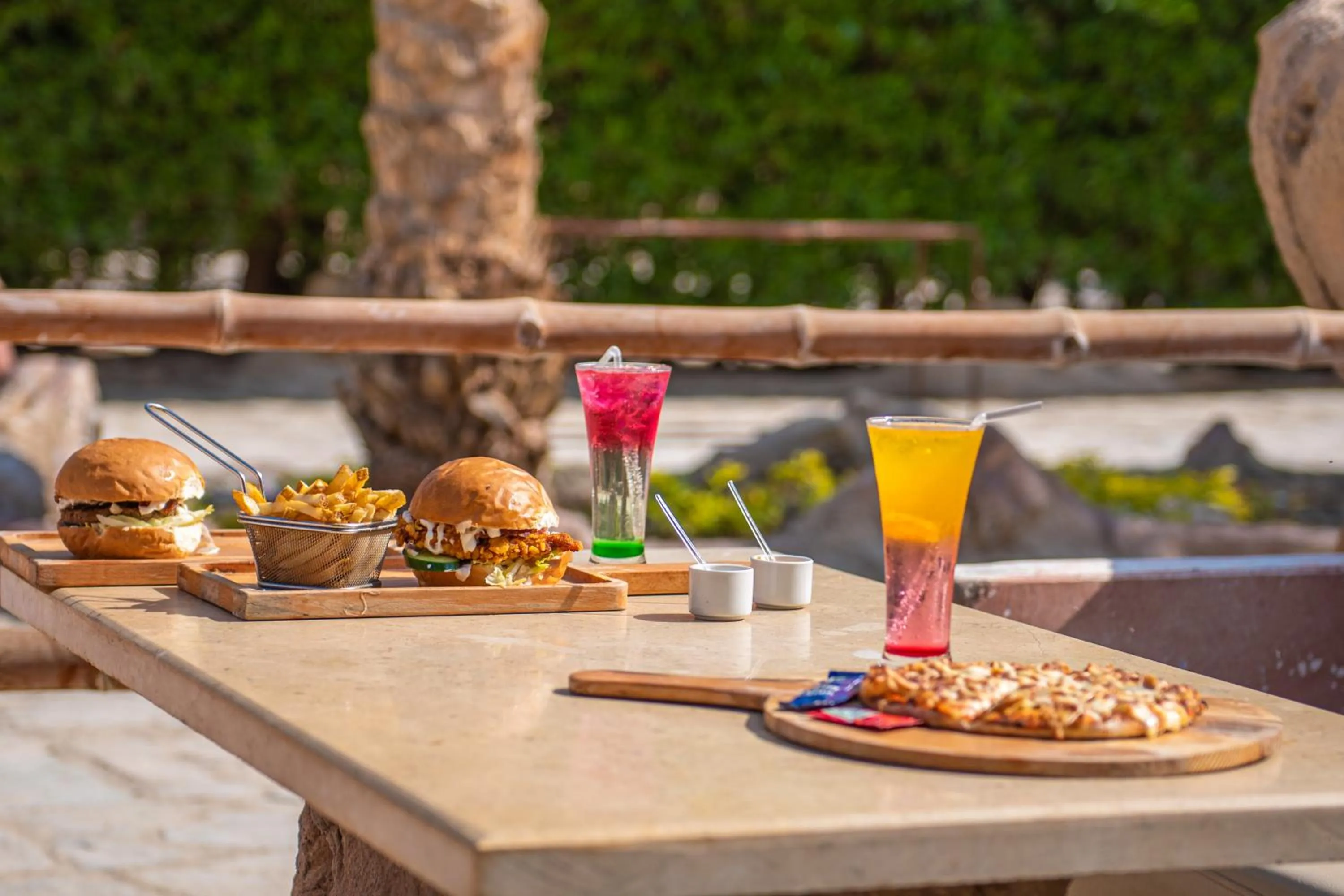 Food and drinks in Caves Beach Resort Adults Only