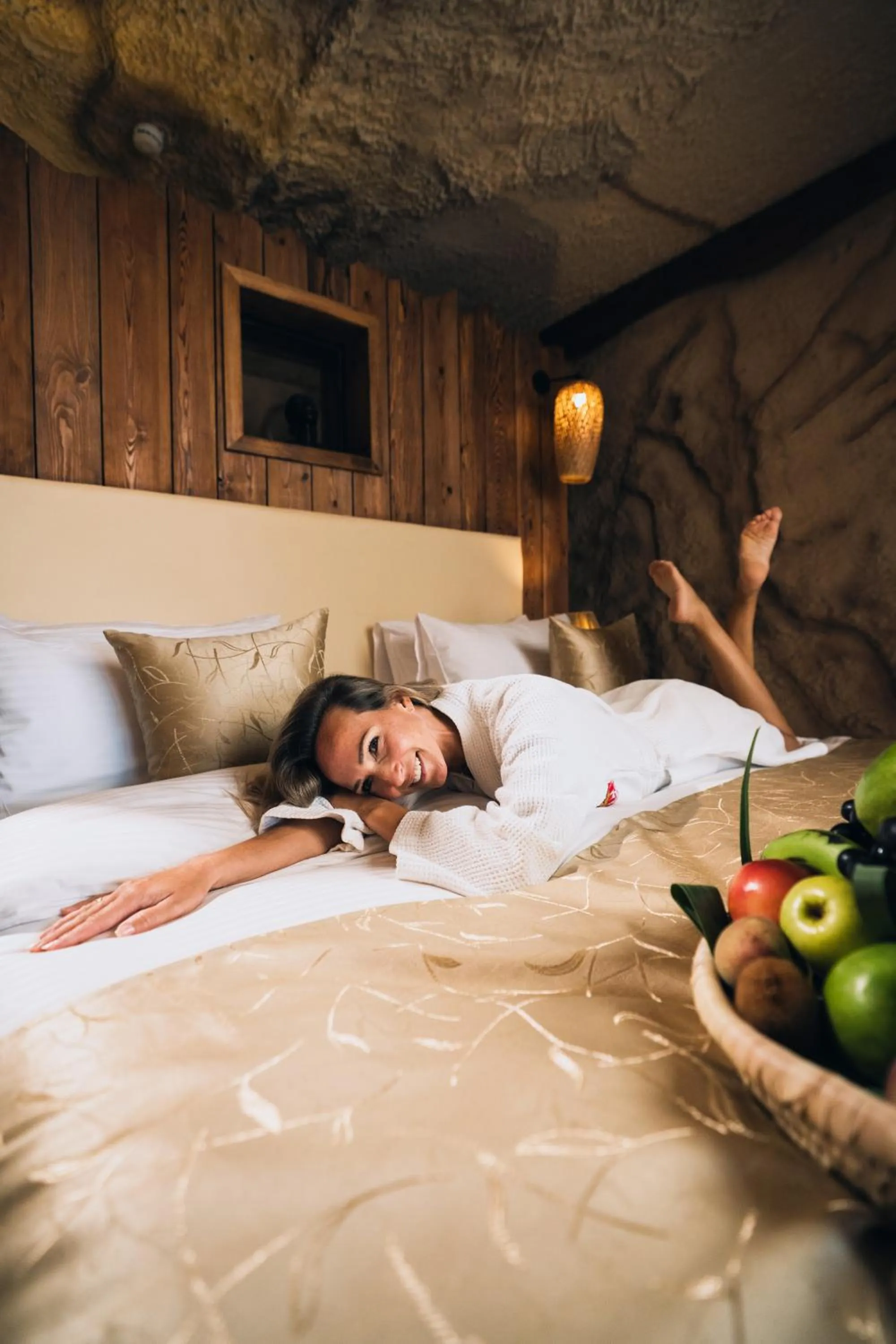 Bed in Caves Beach Resort Adults Only