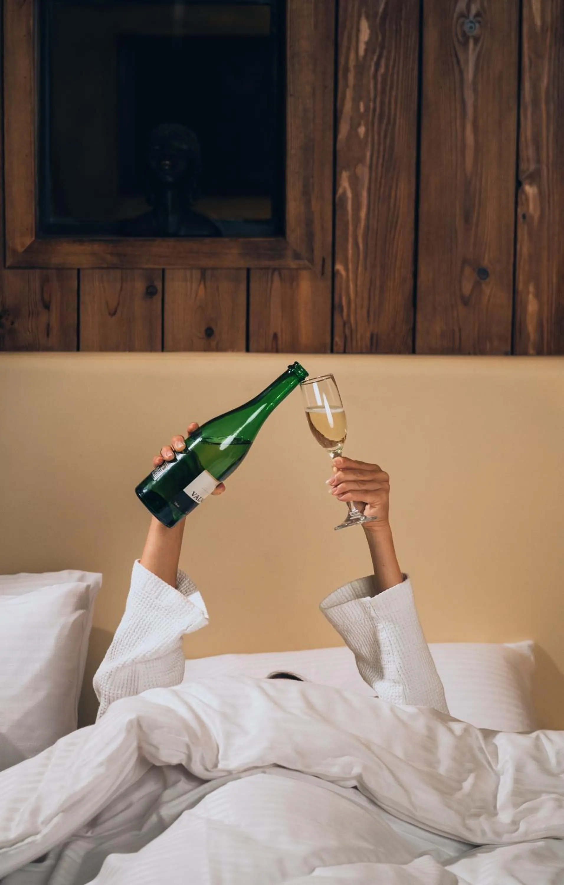 Bed in Caves Beach Resort Adults Only