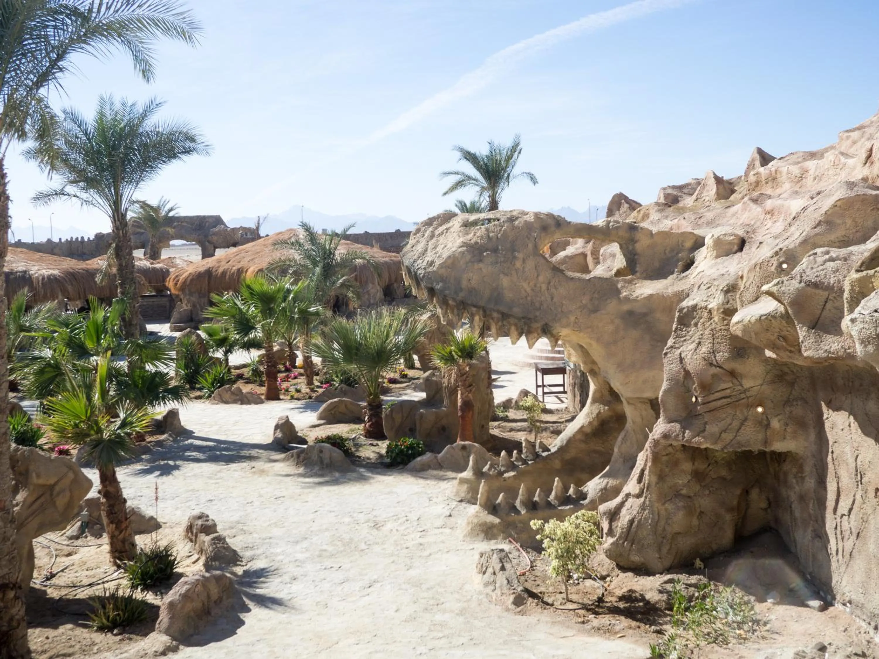 Nightclub / DJ in Caves Beach Resort Adults Only