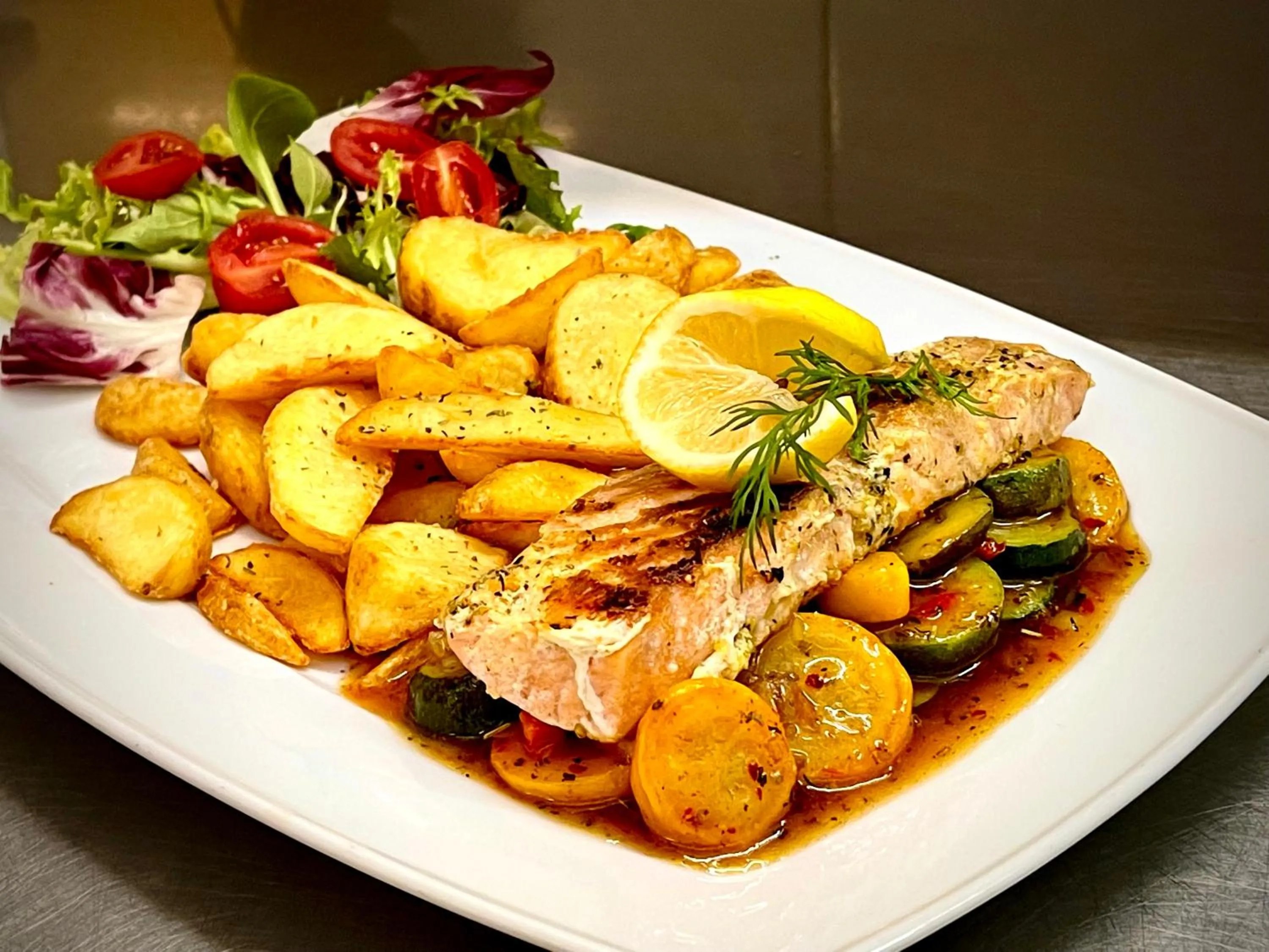 Restaurant/places to eat in Hotel Dowhań