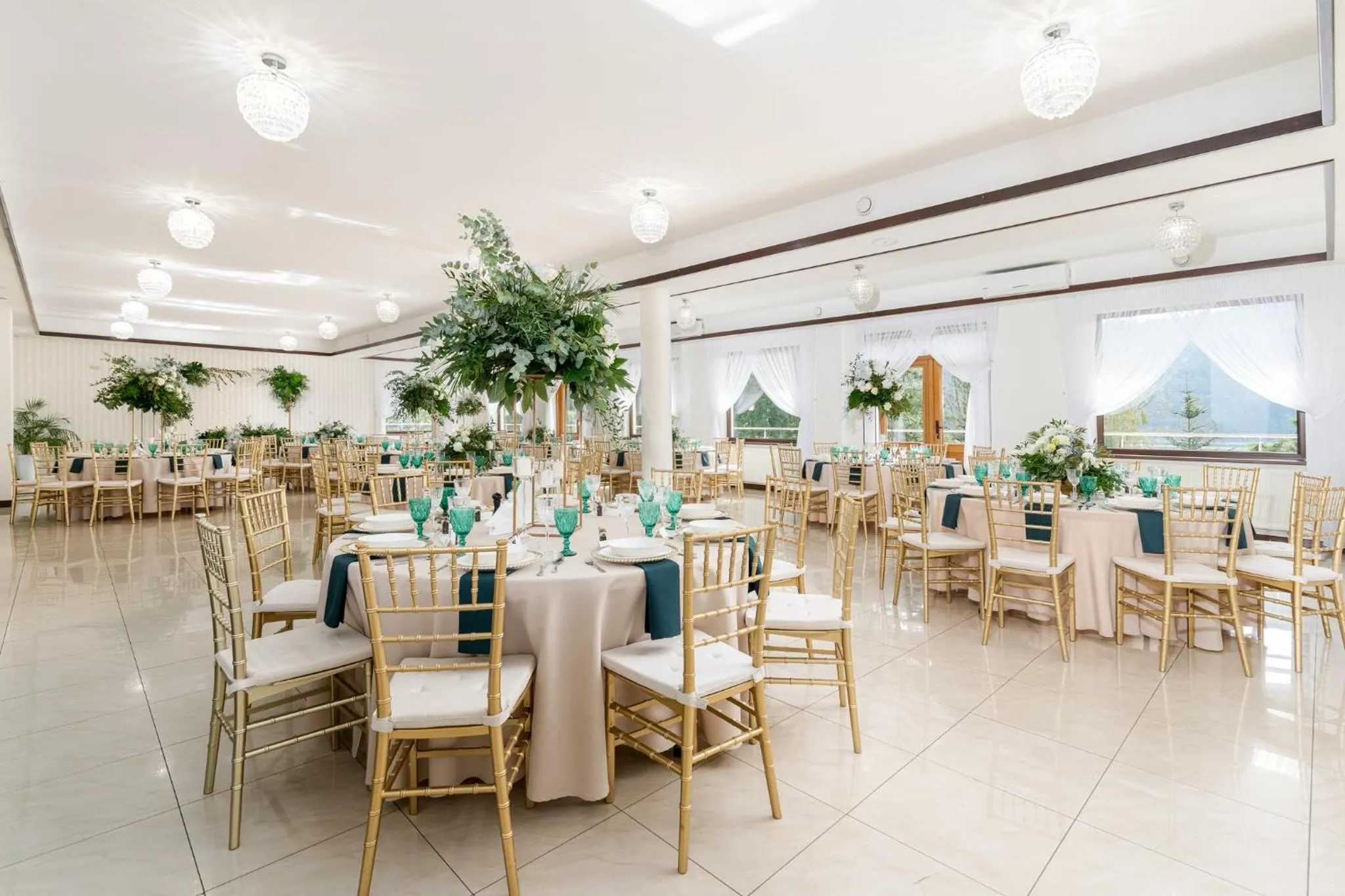 Restaurant/places to eat in Hotel Łaziska