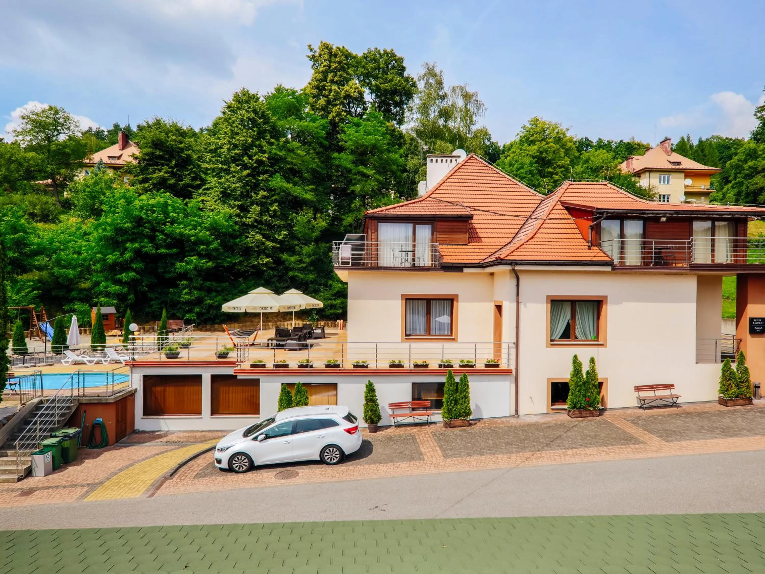 Property building in Hotel Łaziska