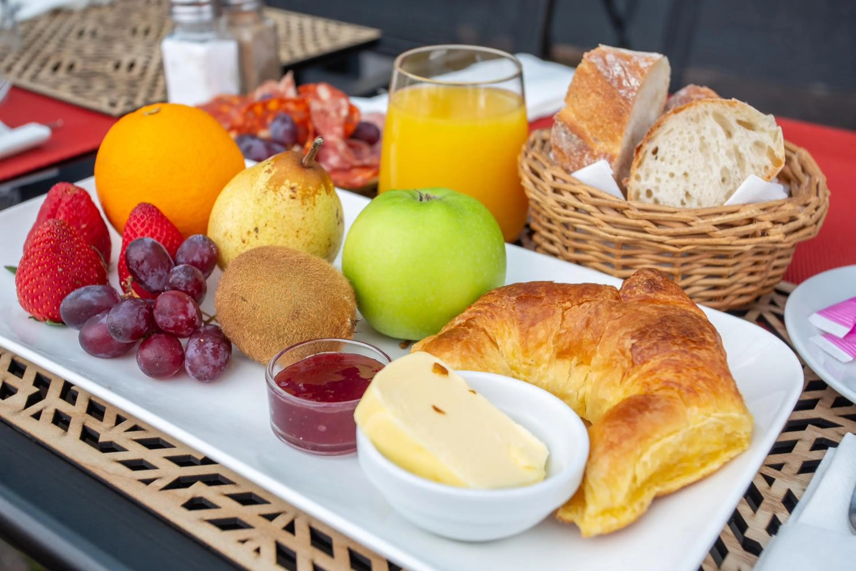 Breakfast in L'abbatiale