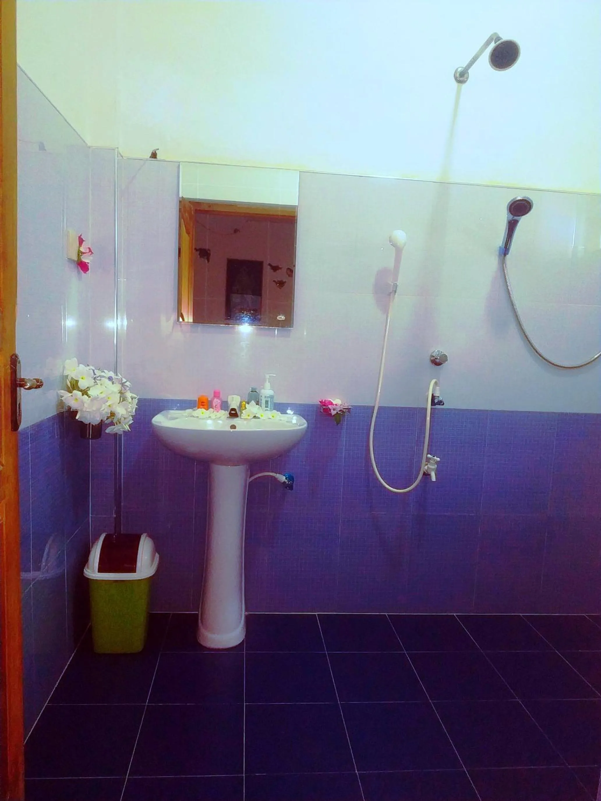 Bathroom in Greenwood Udawalawa Safari Resort