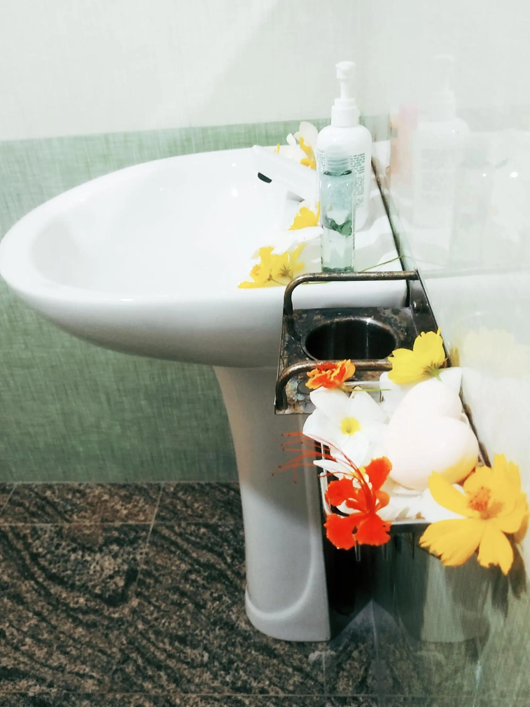 Bathroom in Greenwood Udawalawa Safari Resort