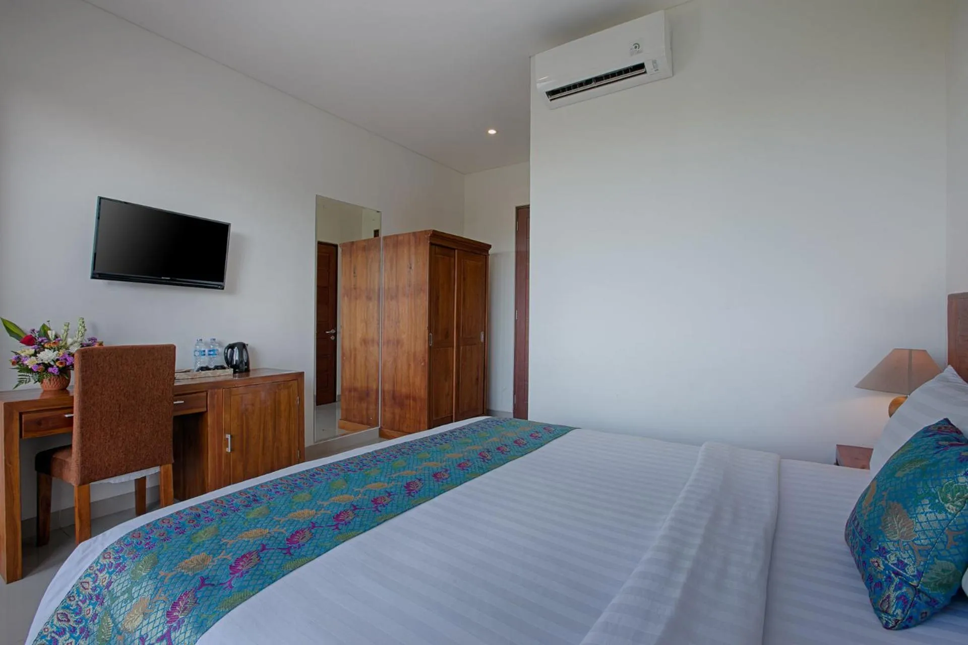 TV and multimedia, Bed in My Villa and Resort Canggu