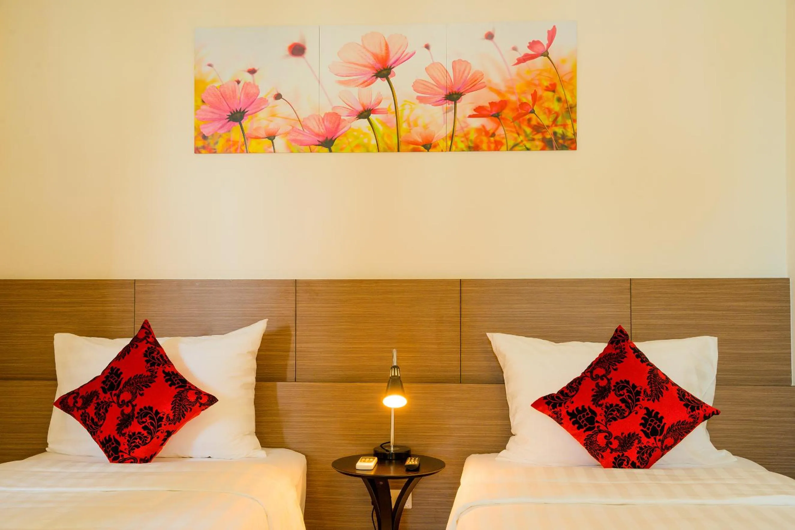 Photo of the whole room, Bed in Smile Hotel