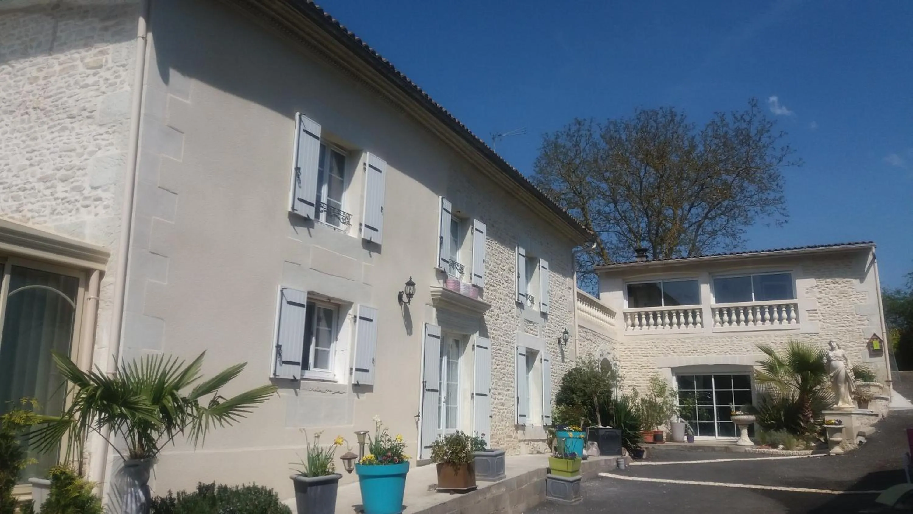 Chambre d'Hôtes Les Orchidées FUTUROSCOPE CHASSENEUIL POITIERS