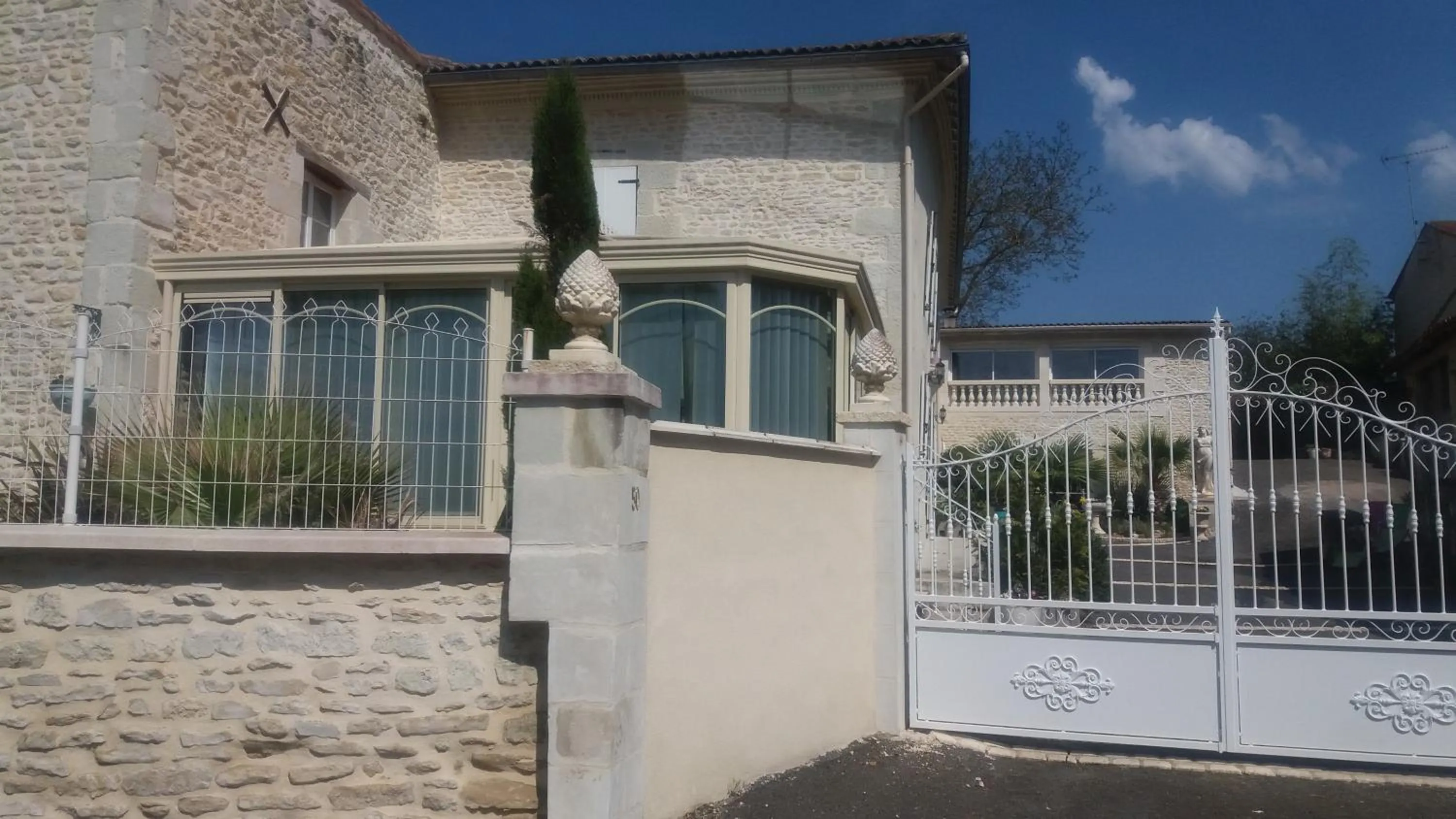 Chambre d'Hôtes Les Orchidées FUTUROSCOPE CHASSENEUIL POITIERS