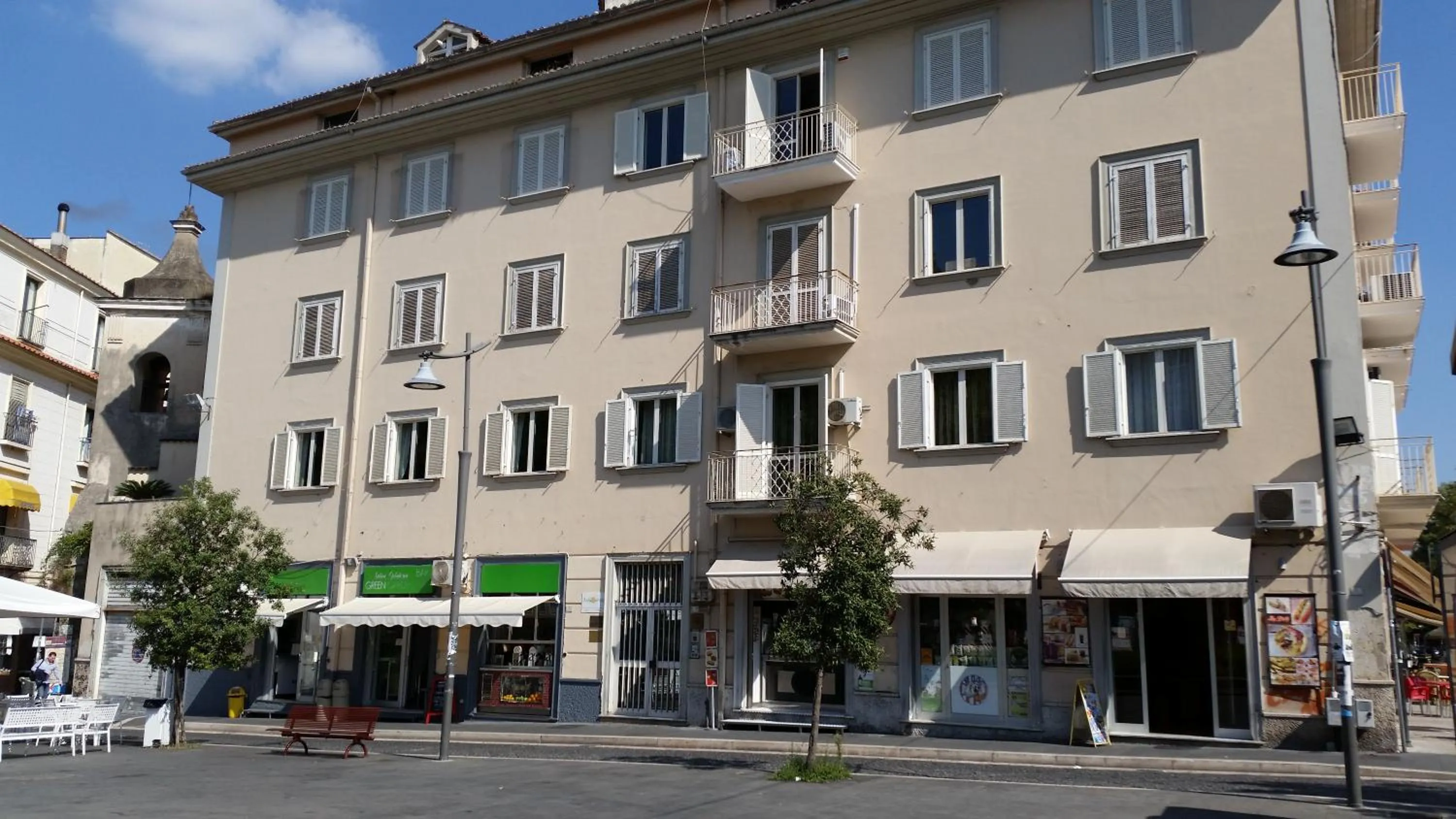 Property building in L'Insolita Reggia