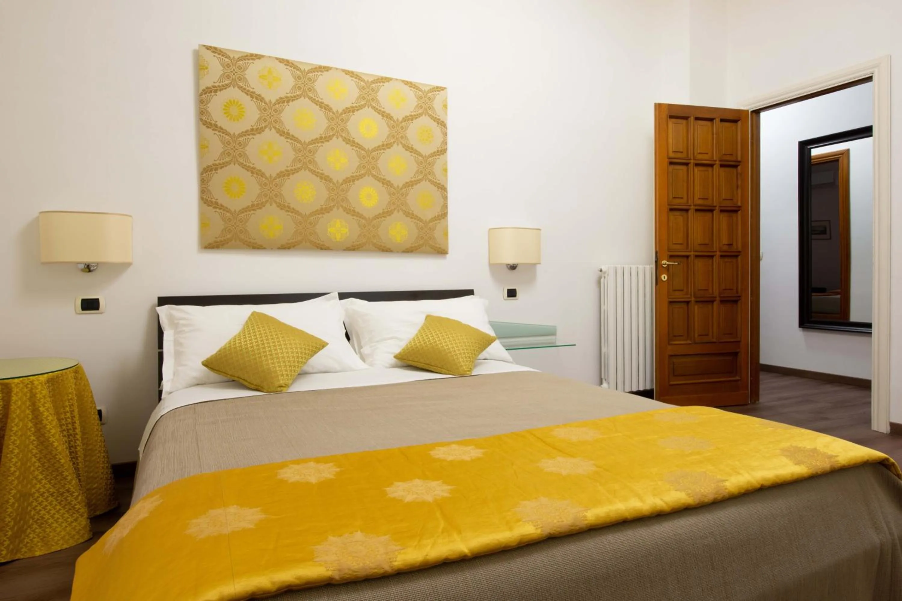 Two-Bedroom Townhouse in L'Insolita Reggia