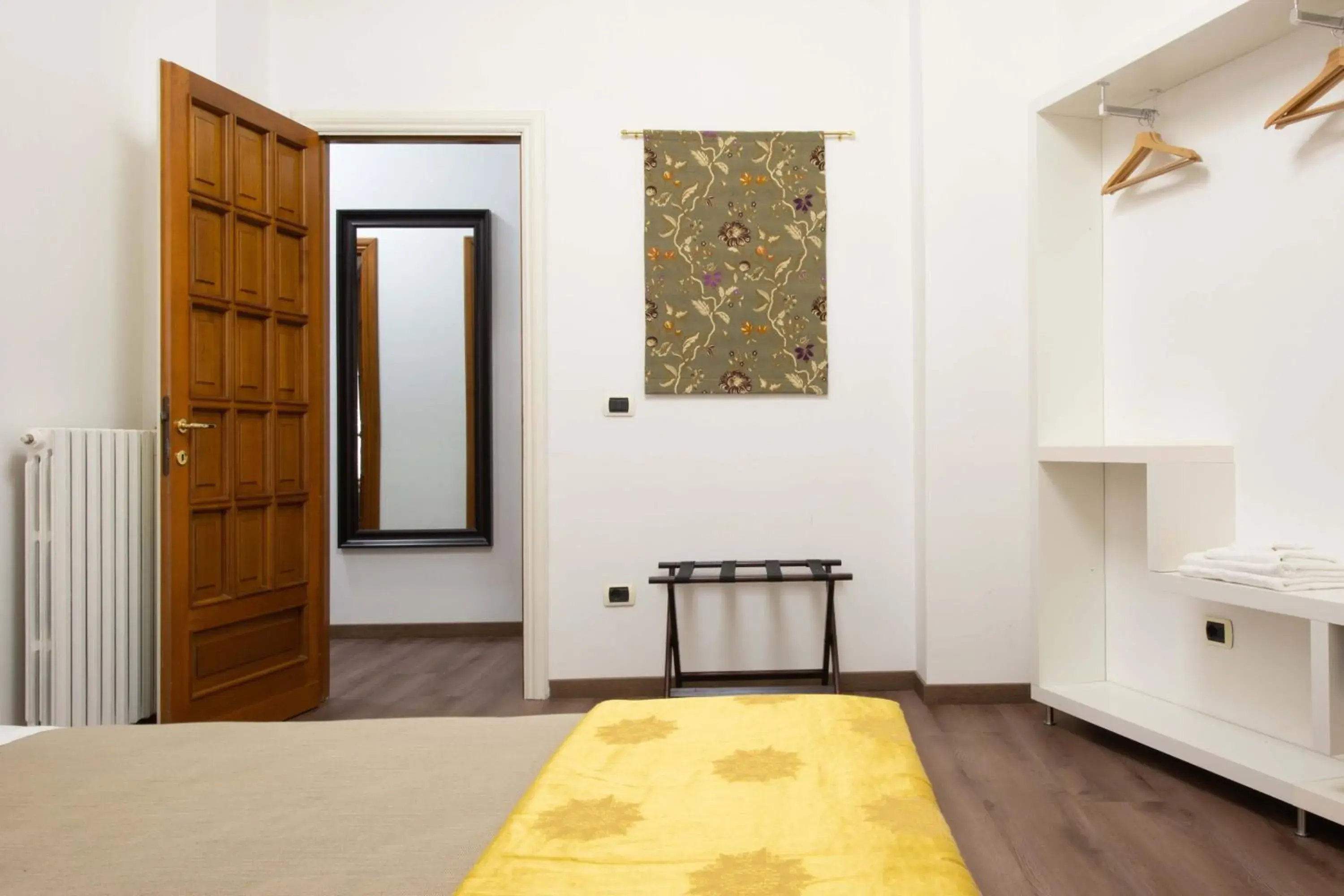 Two-Bedroom Townhouse in L'Insolita Reggia Two-Bedroom Townhouse in L'Insolita Reggia