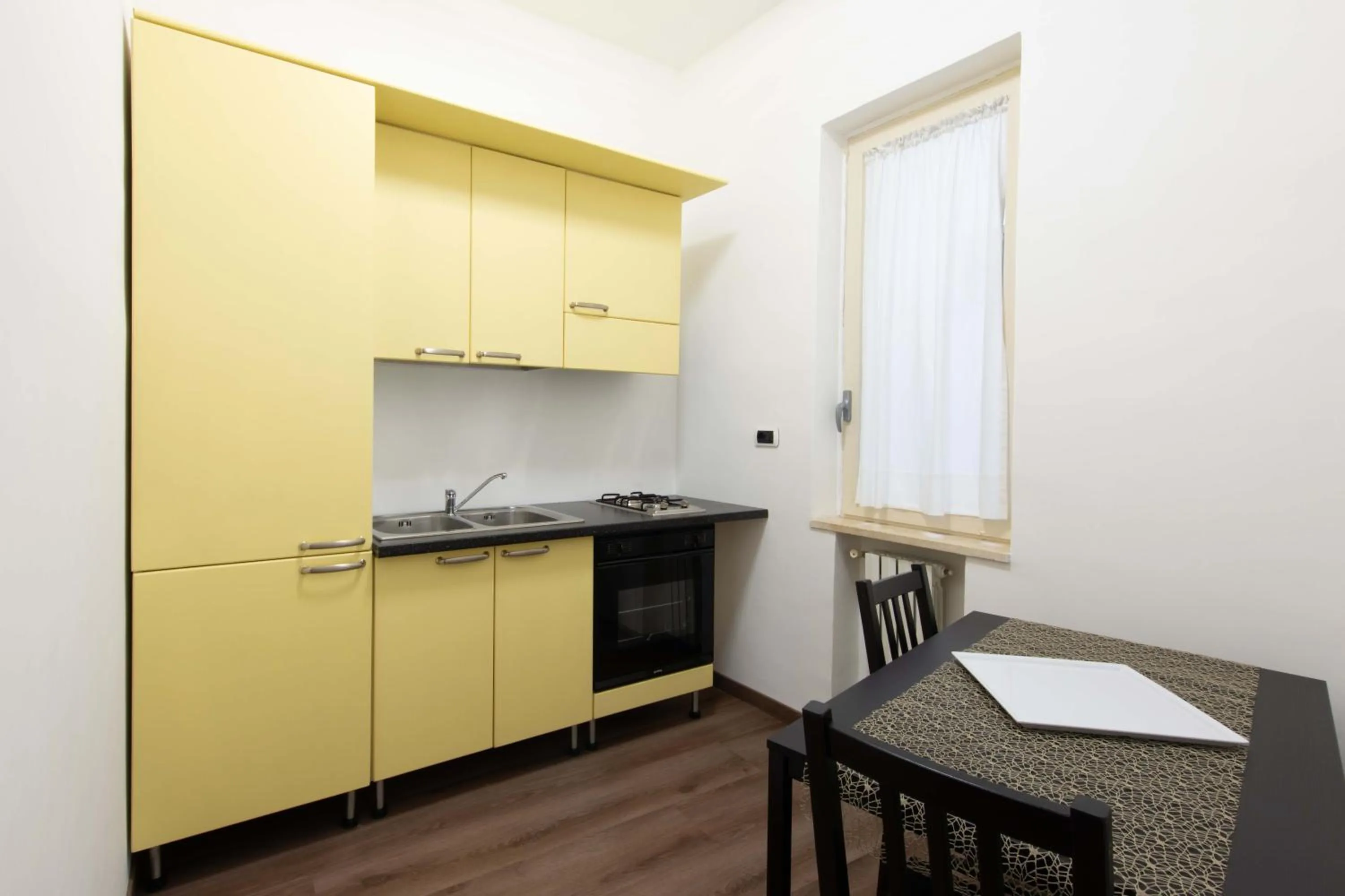 Photo of the whole room in L'Insolita Reggia