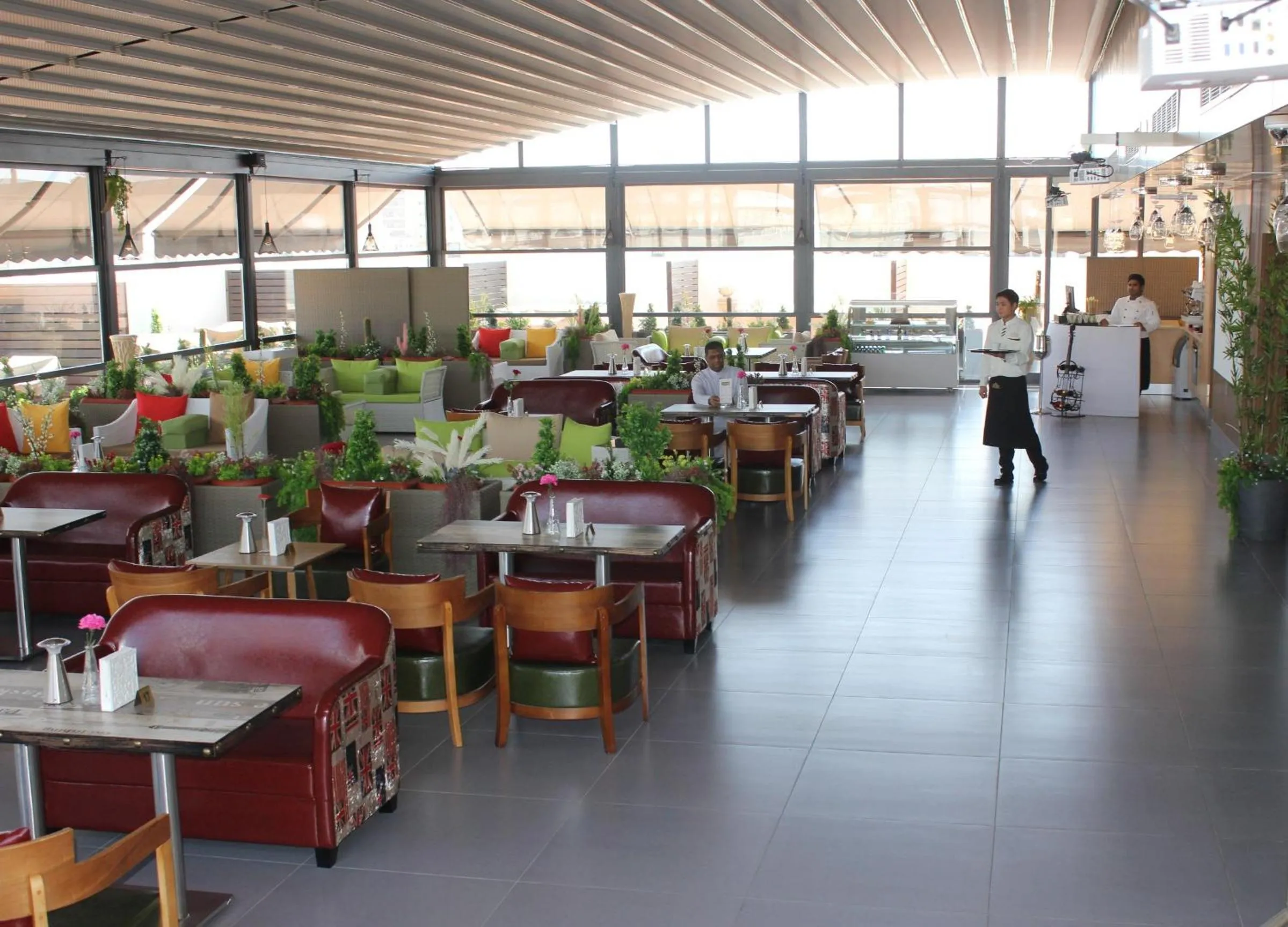 Restaurant/places to eat in Refal Homes