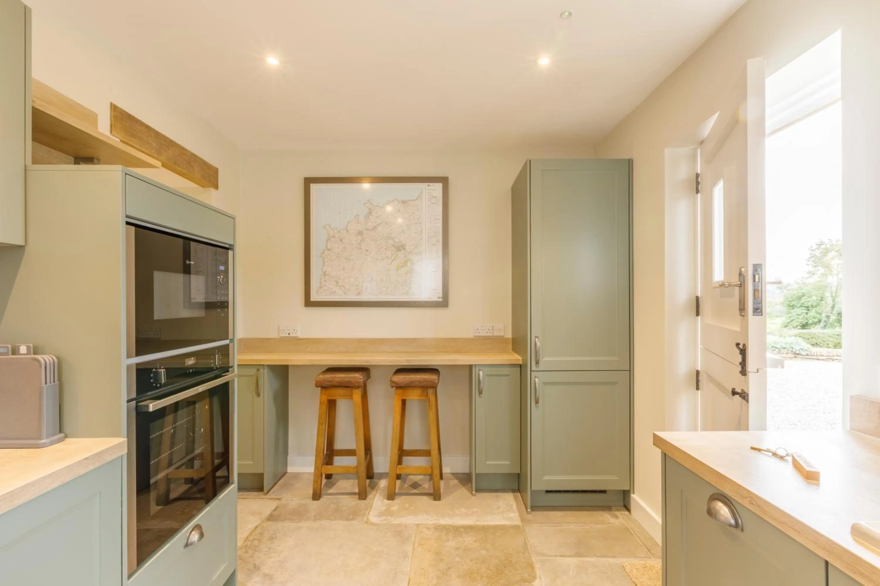Kitchen or kitchenette in Trewornan Manor