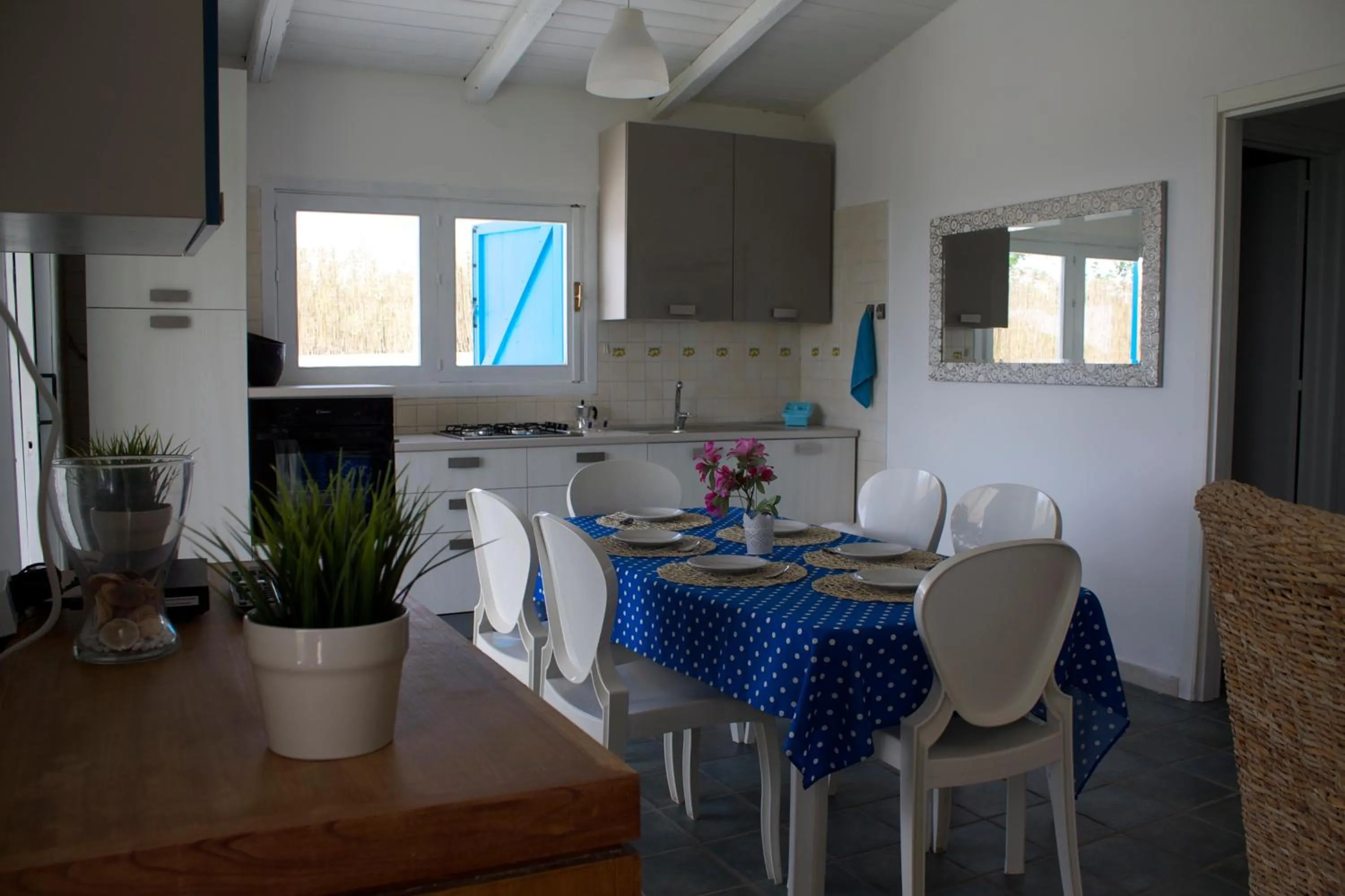Kitchen or kitchenette in Villa Porto Ulisse