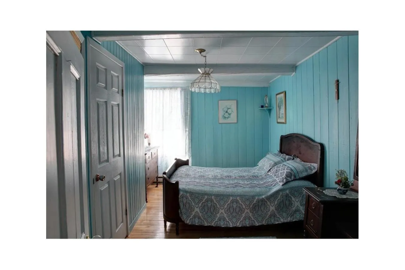Bedroom, Bed in Maison de campagne le Nichouette
