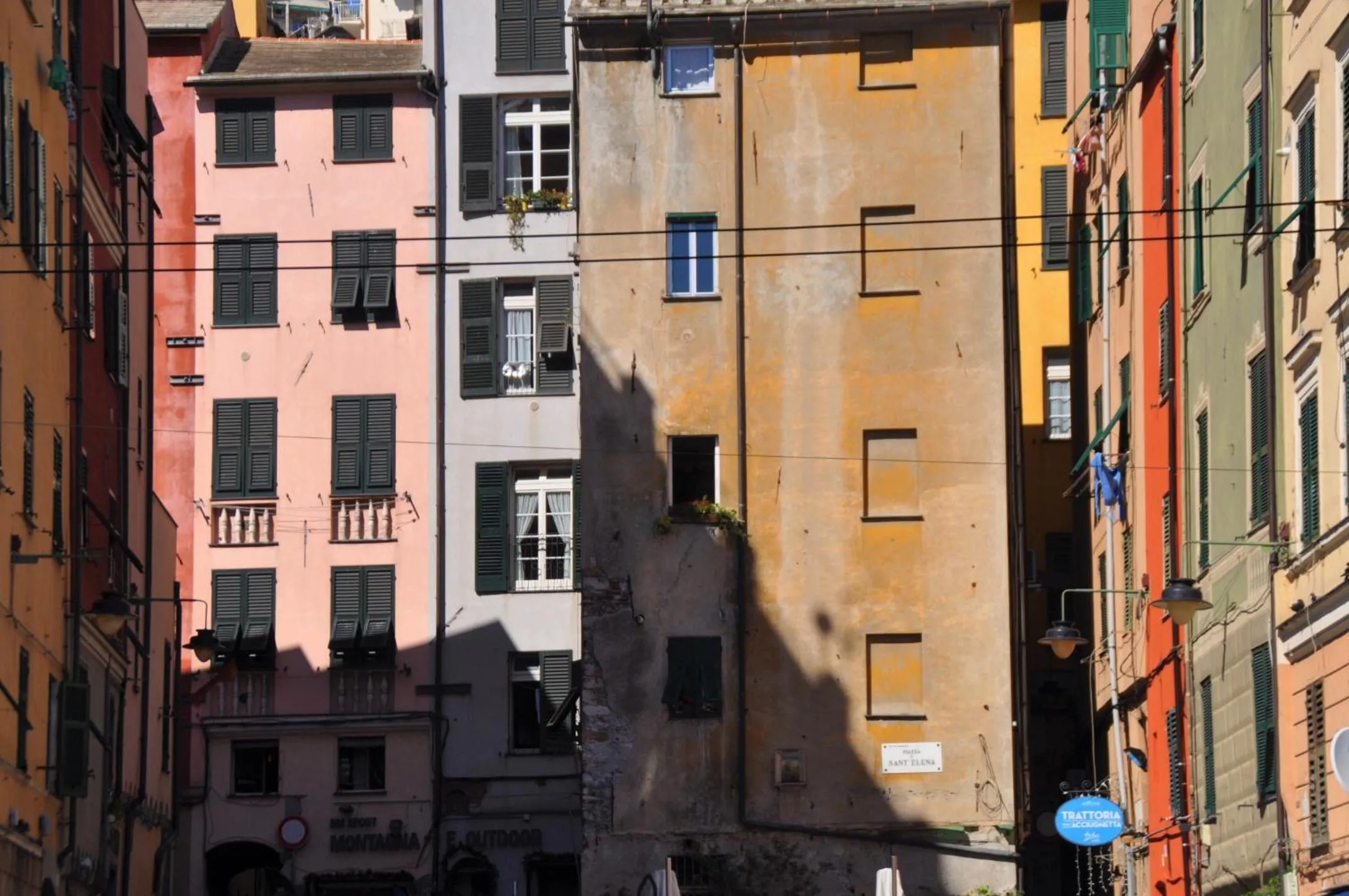 Property building in Ipazia House