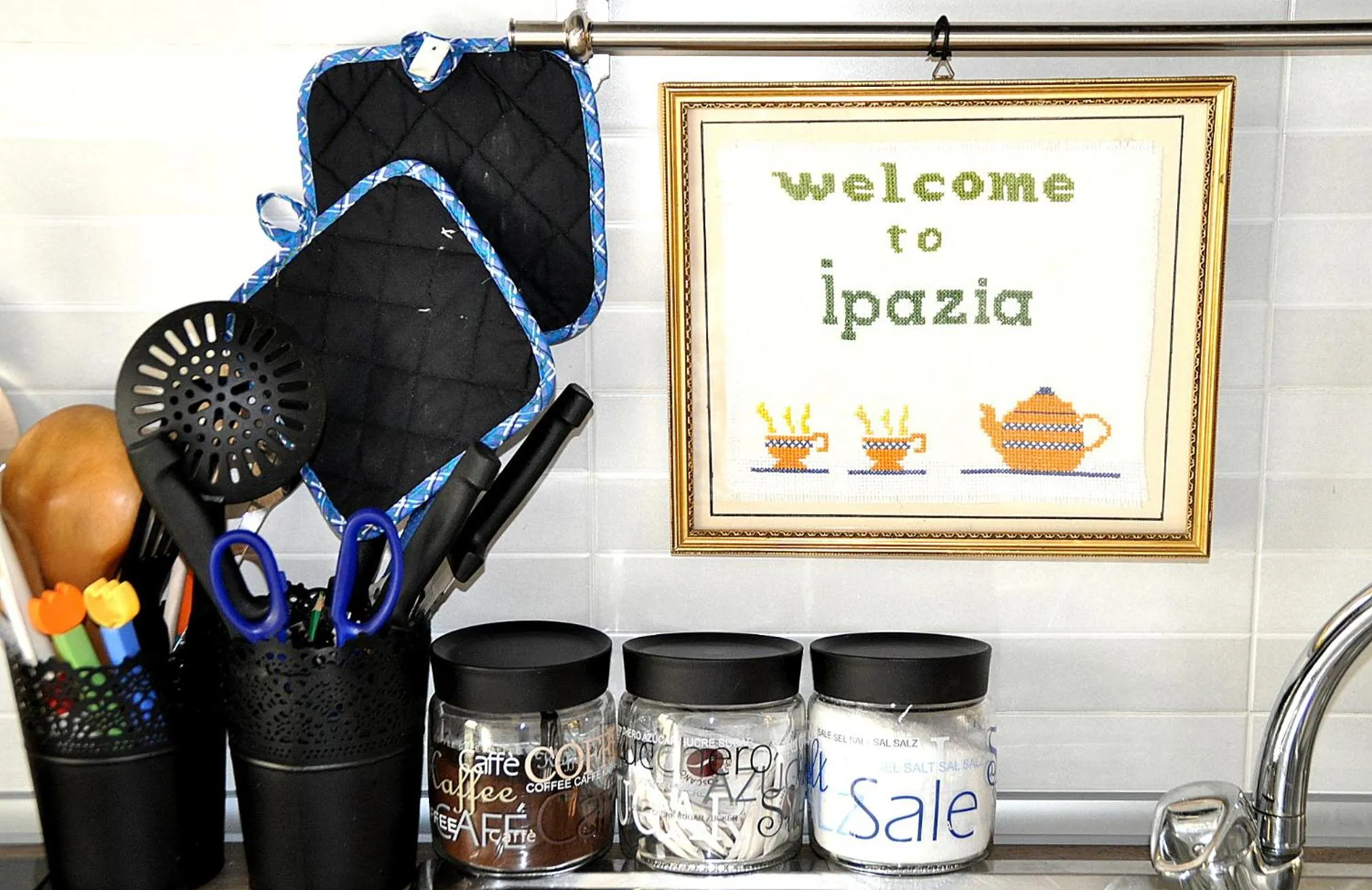 Coffee/tea facilities in Ipazia House