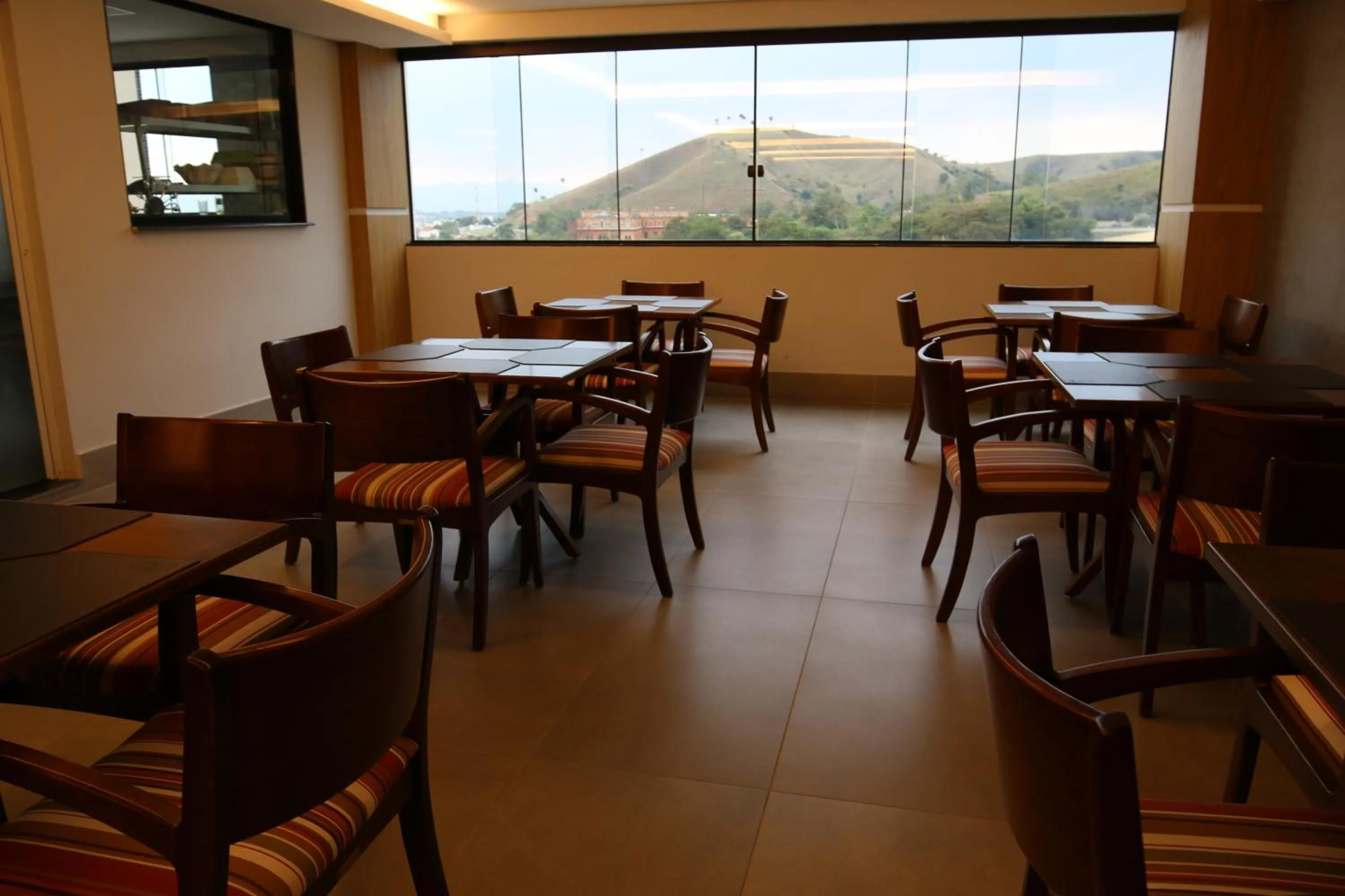 Restaurant/places to eat in Ouro Minas Plaza Hotel