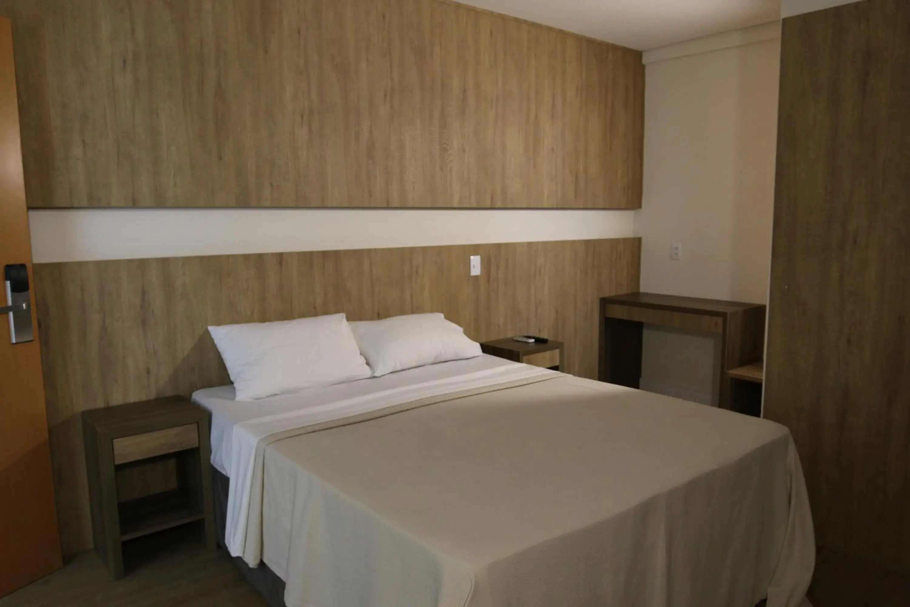 Deluxe Double Room with Balcony in Ouro Minas Plaza Hotel Deluxe Double Room with Balcony in Ouro Minas Plaza Hotel
