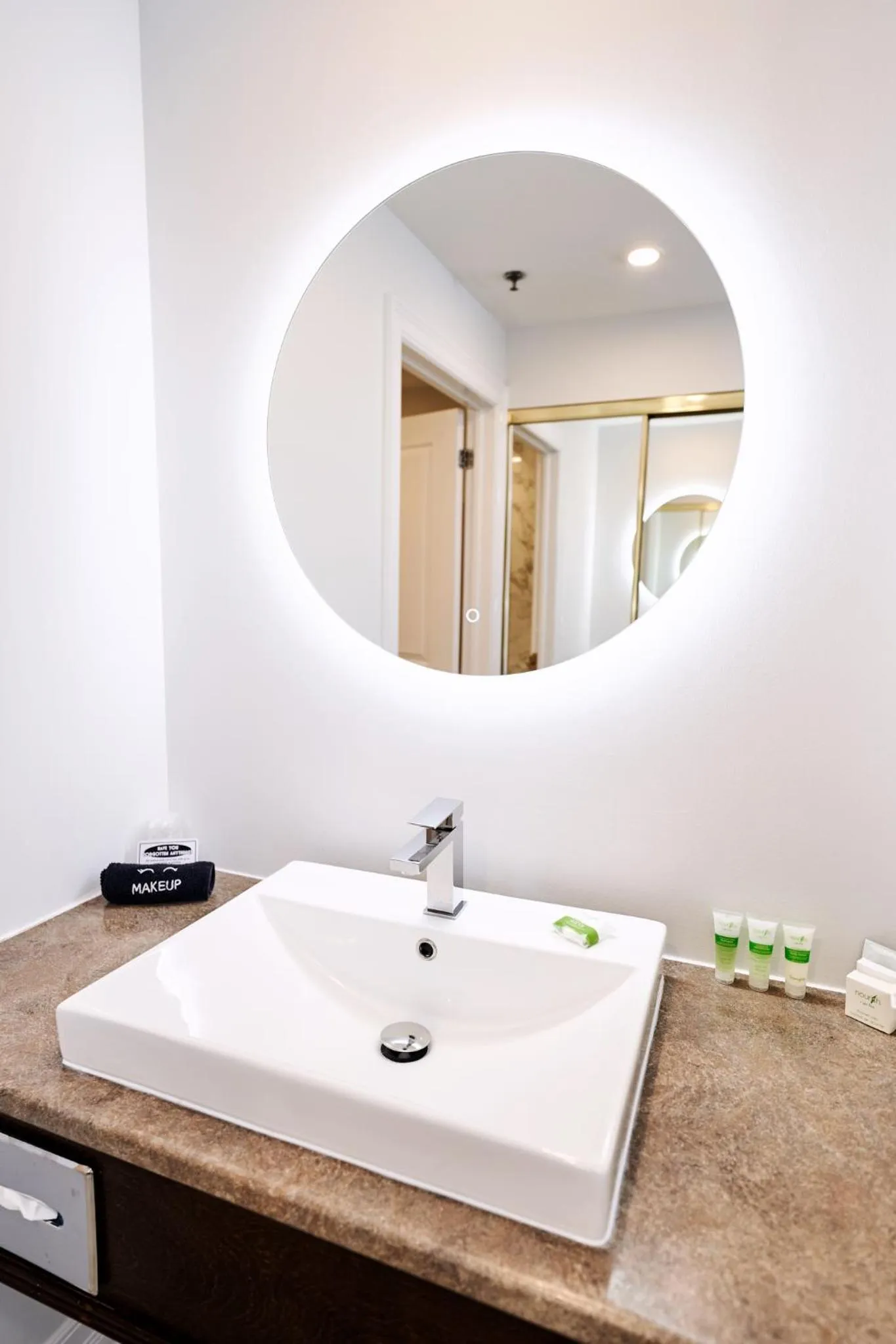 Bathroom in RiverRock Inn