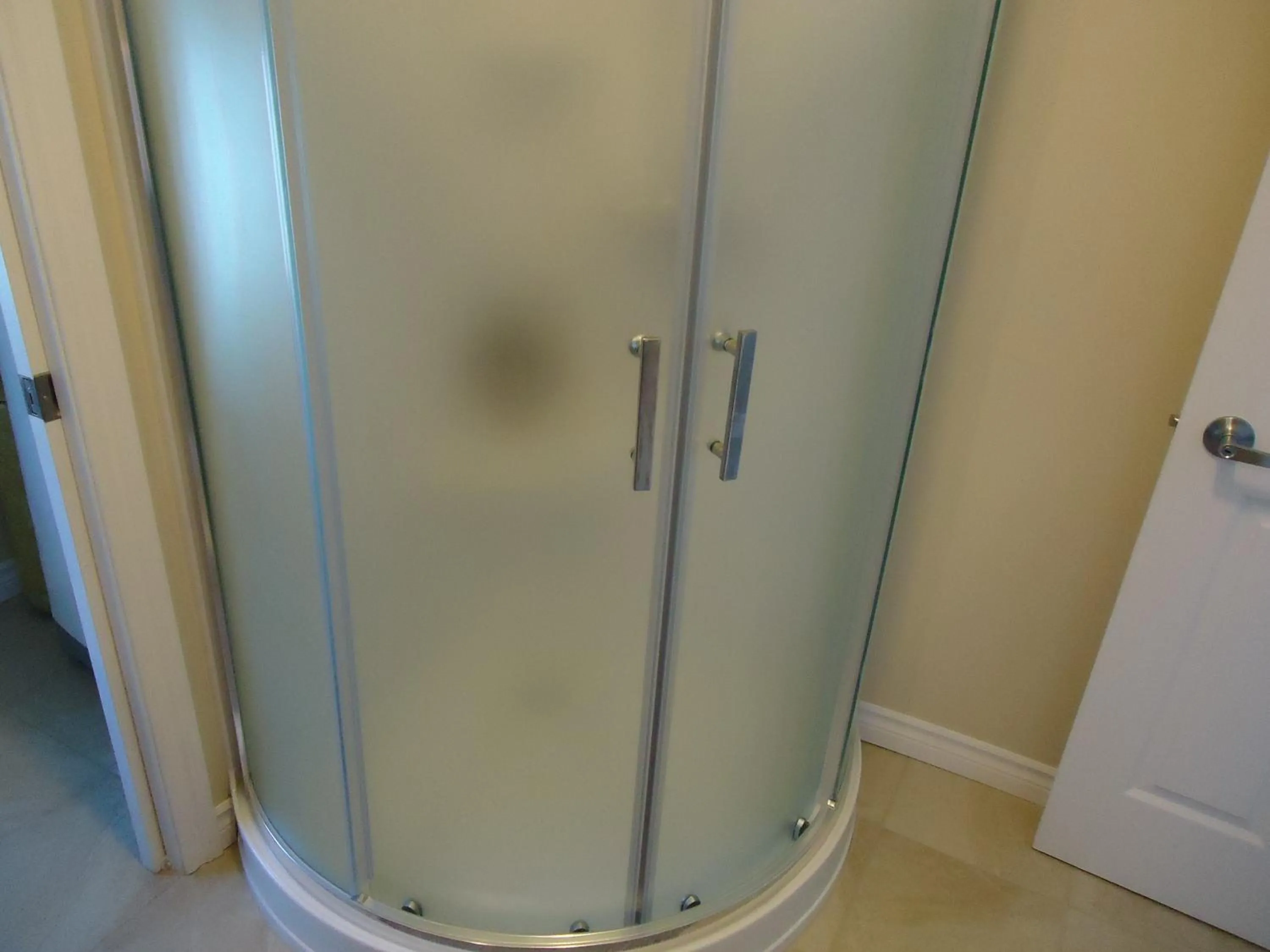 Bathroom in Domaine sur une plage