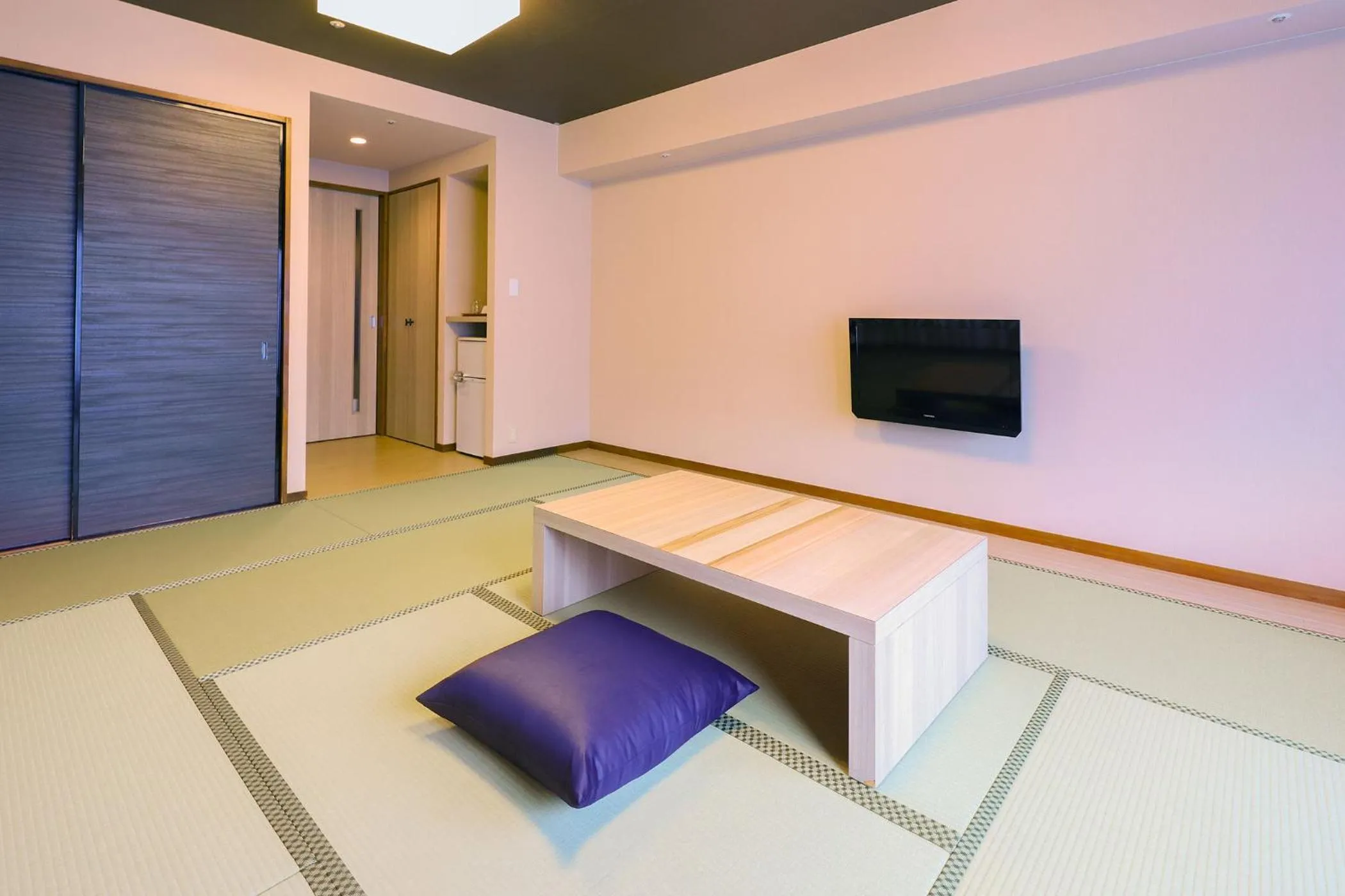 Photo of the whole room in Ooedo Onsen Monogatari Premium Atami