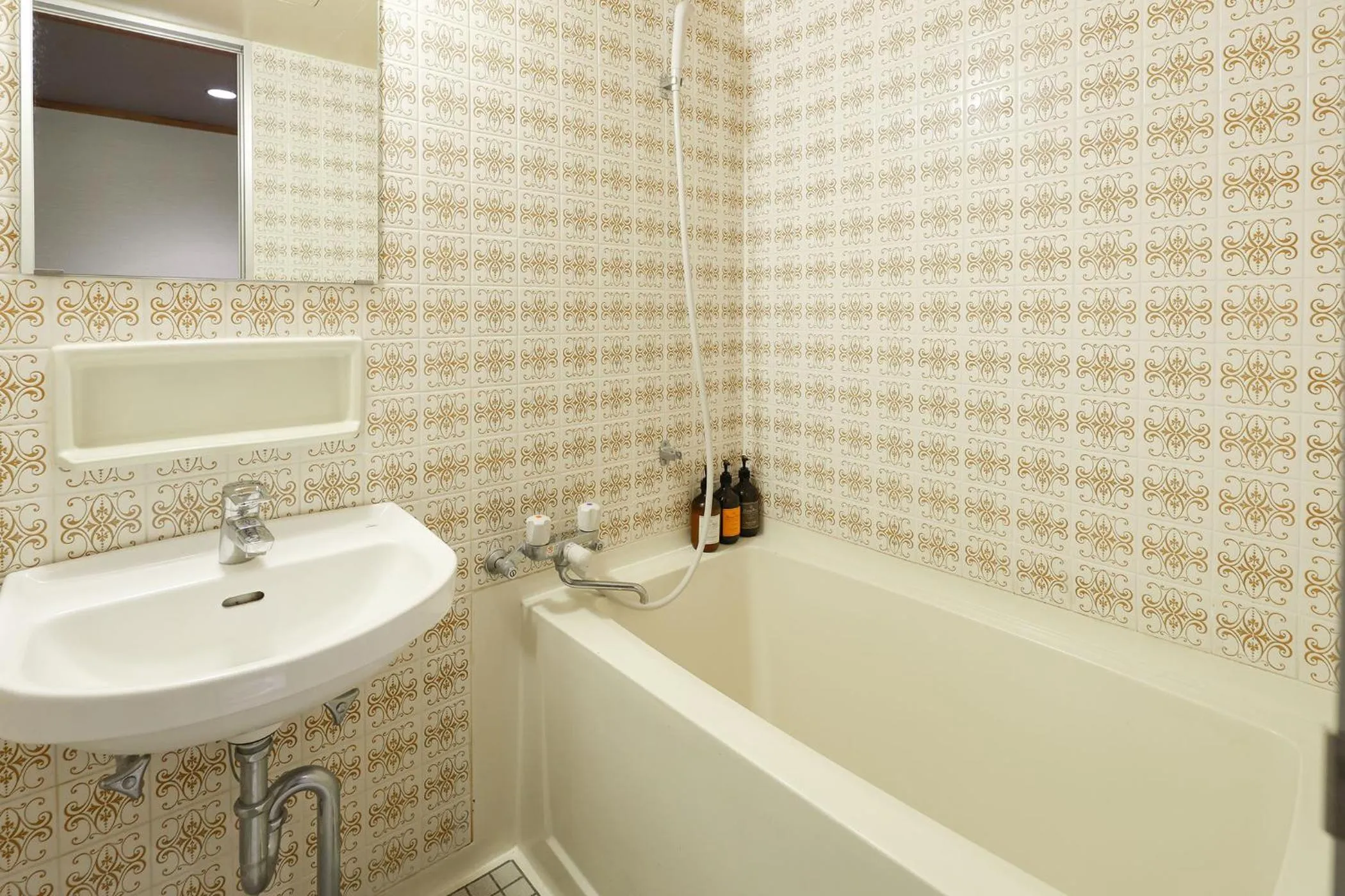 Ooedo Onsen Monogatari Premium Atami