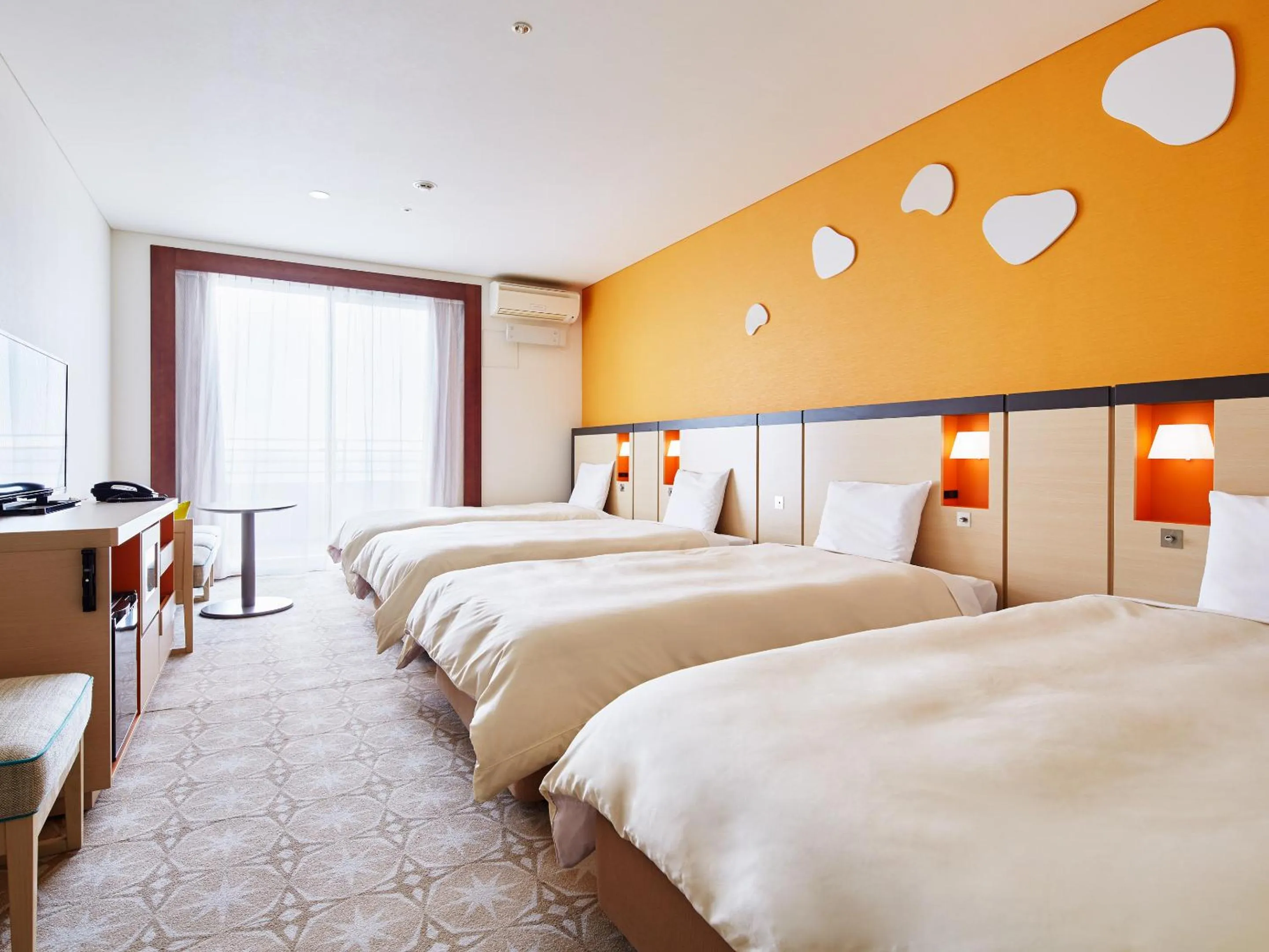 Photo of the whole room, Bed in Mitsui Garden Hotel Prana Tokyo Bay