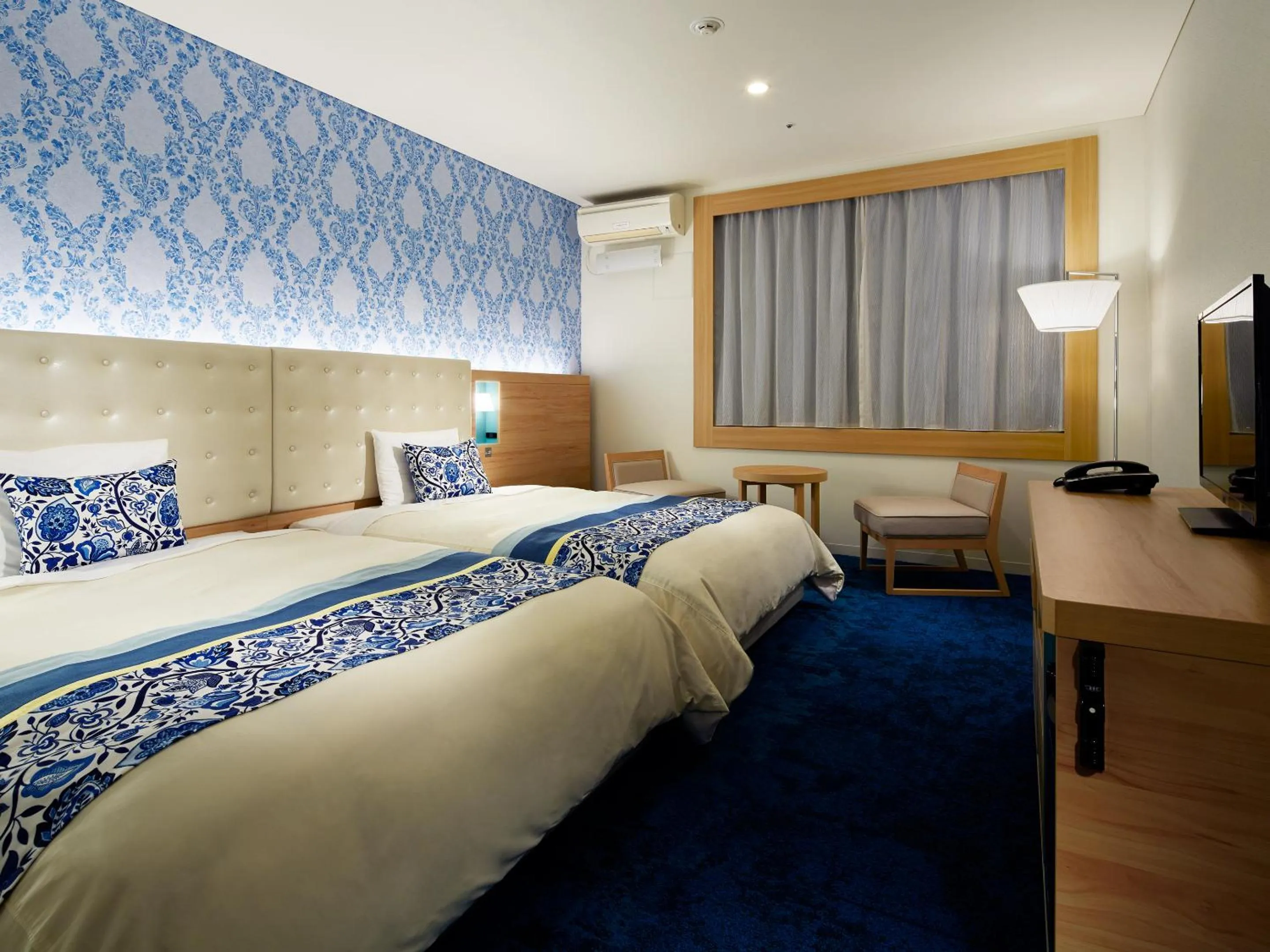 Photo of the whole room, Bed in Mitsui Garden Hotel Prana Tokyo Bay